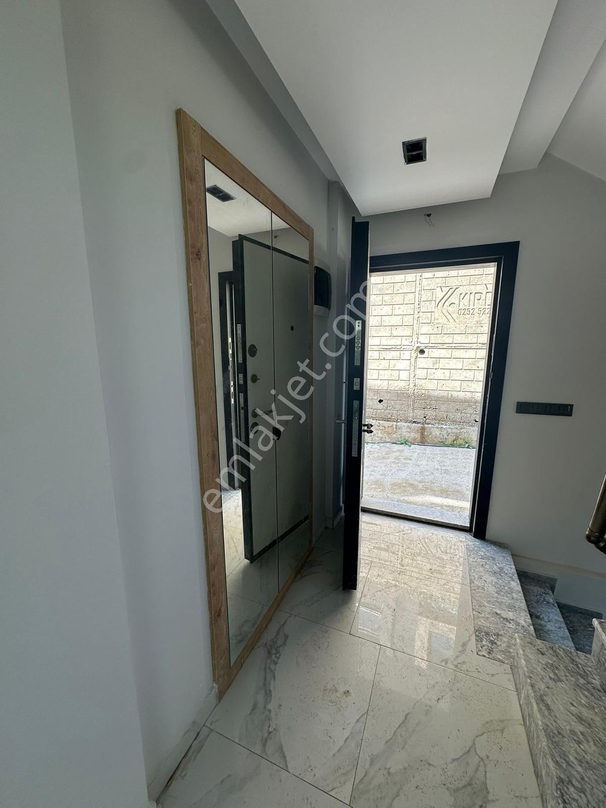 Deniz Manzaralı Tripleks Özel Havuzlu Villa - Görsel 7