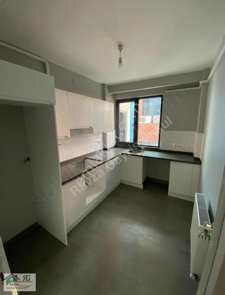 Ravza Yapı Gayrimenkulden 3+1 Kiralık Daire - Görsel 8