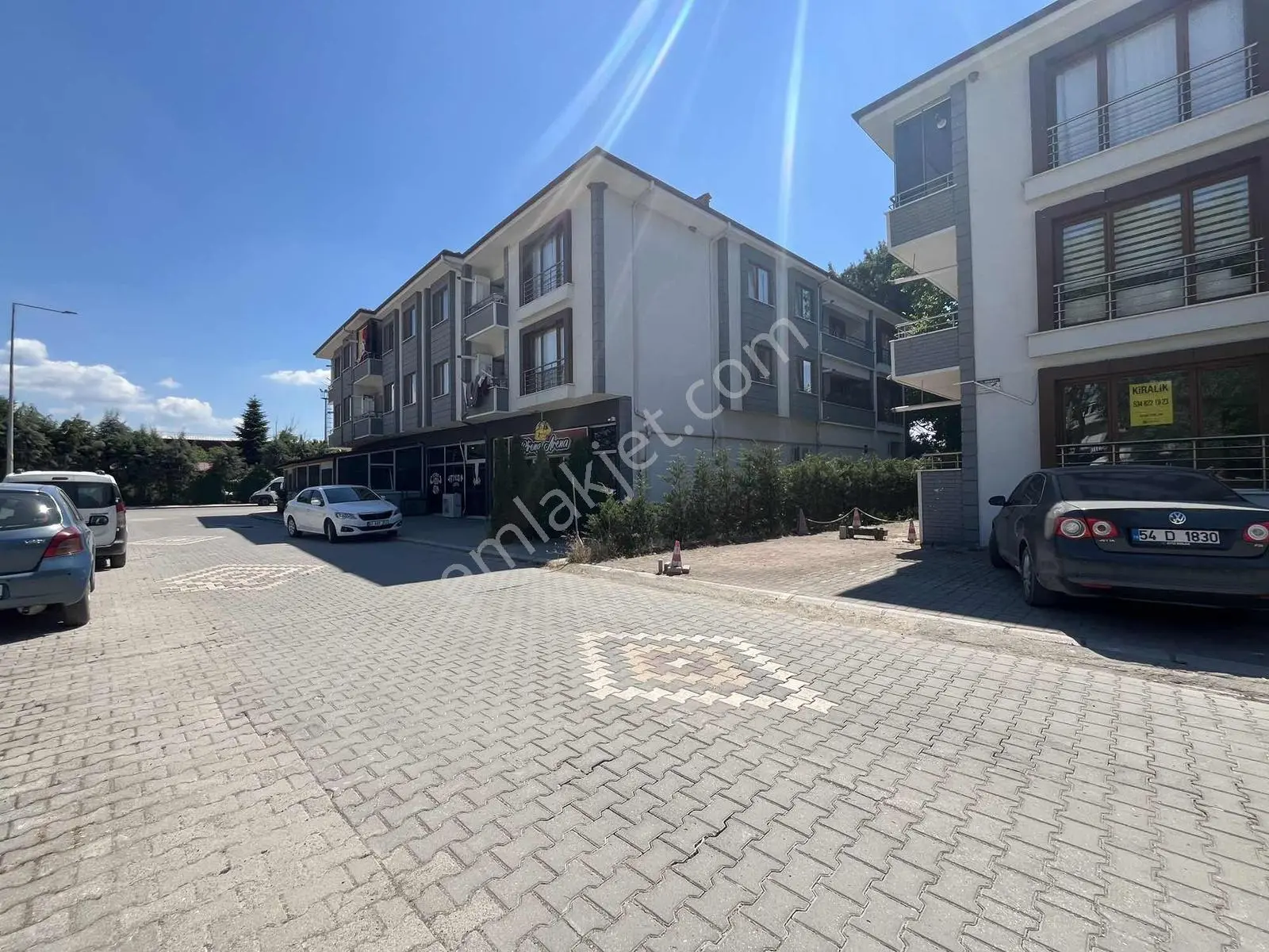 Ayşe Emlak'tan Arifiye Merkez Kiralık 3+1 Daire - Görsel 4