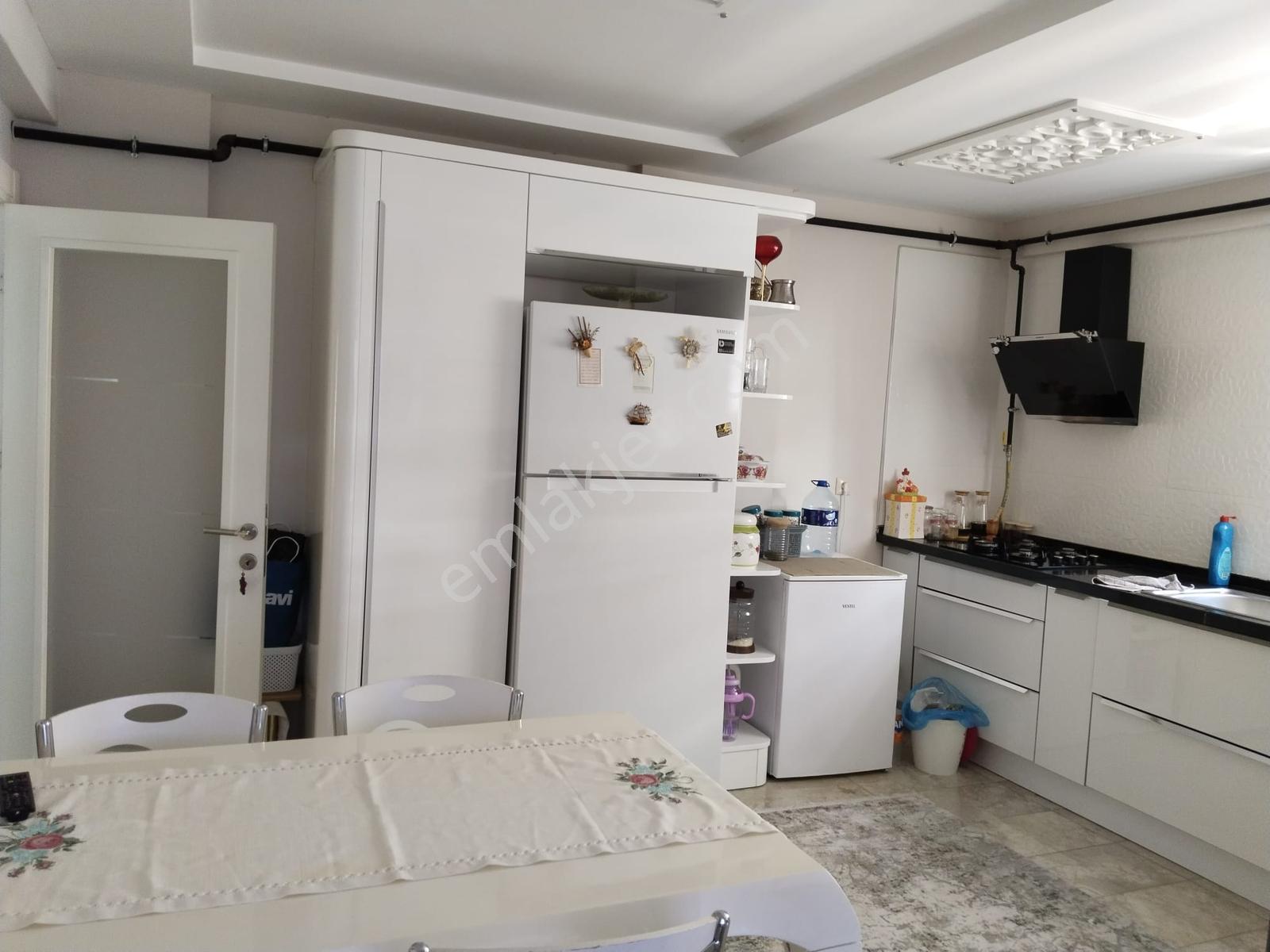 Vıp Gym.den Mustafa Şar.dan İstiklal Mah.de 4+1 Satılık Daire - Görsel 7