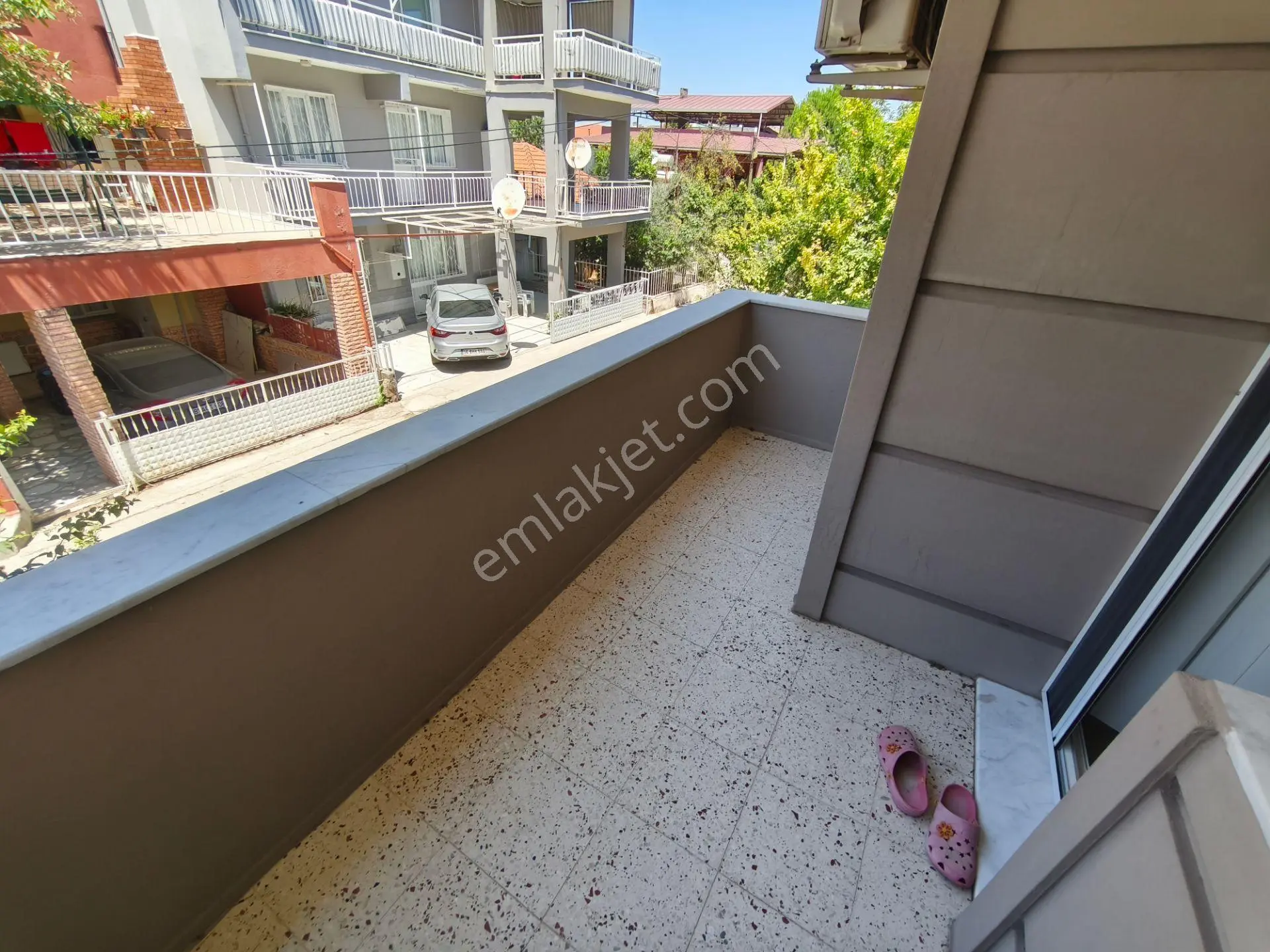 Sarnıç Merkezi Konumda Eşyalı Klimalı Kombili Kiralık 2+1 Daire - Görsel 10