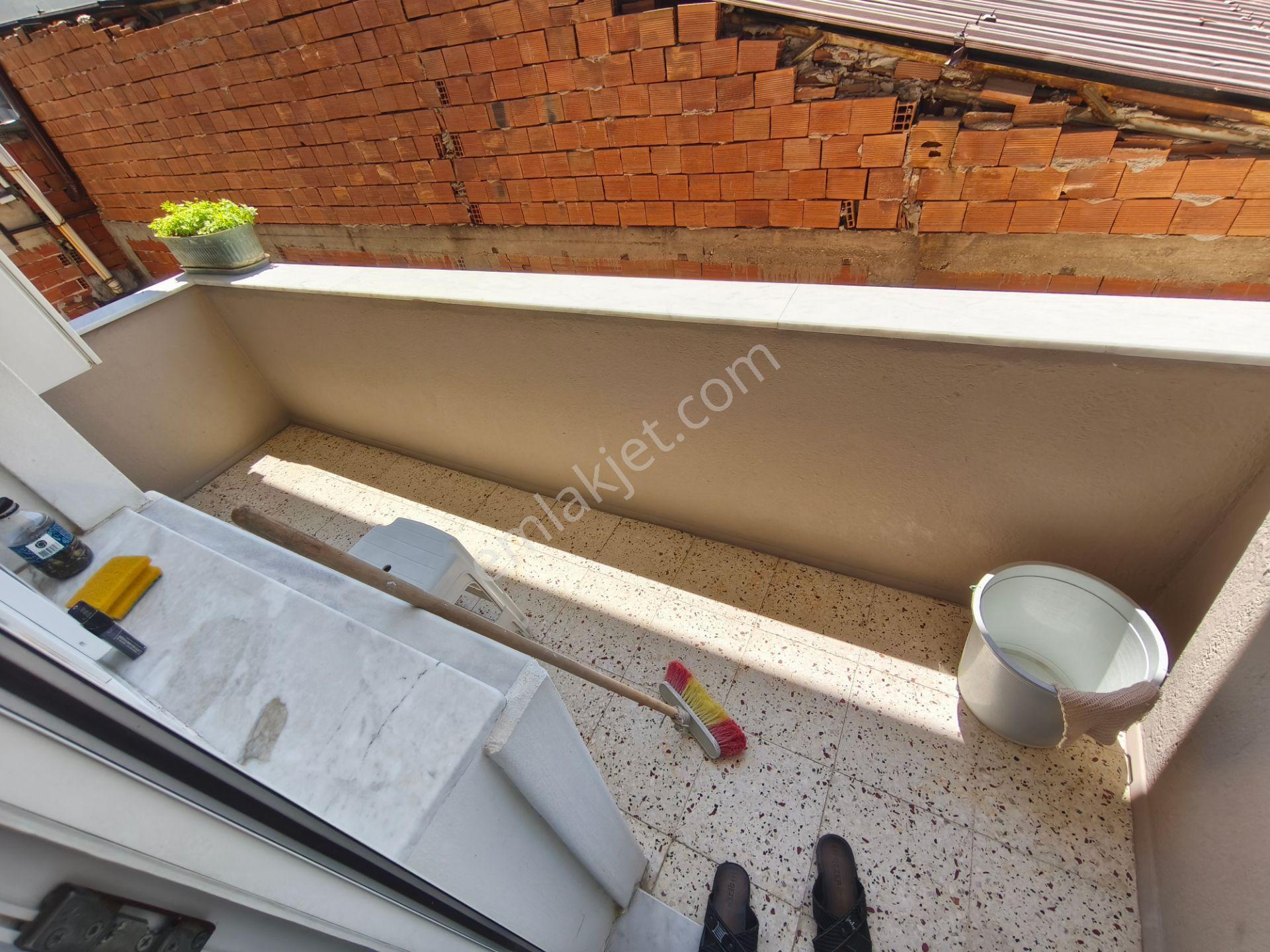 Sarnıç Merkezi Konumda Eşyalı Klimalı Kombili Kiralık 2+1 Daire - Görsel 21