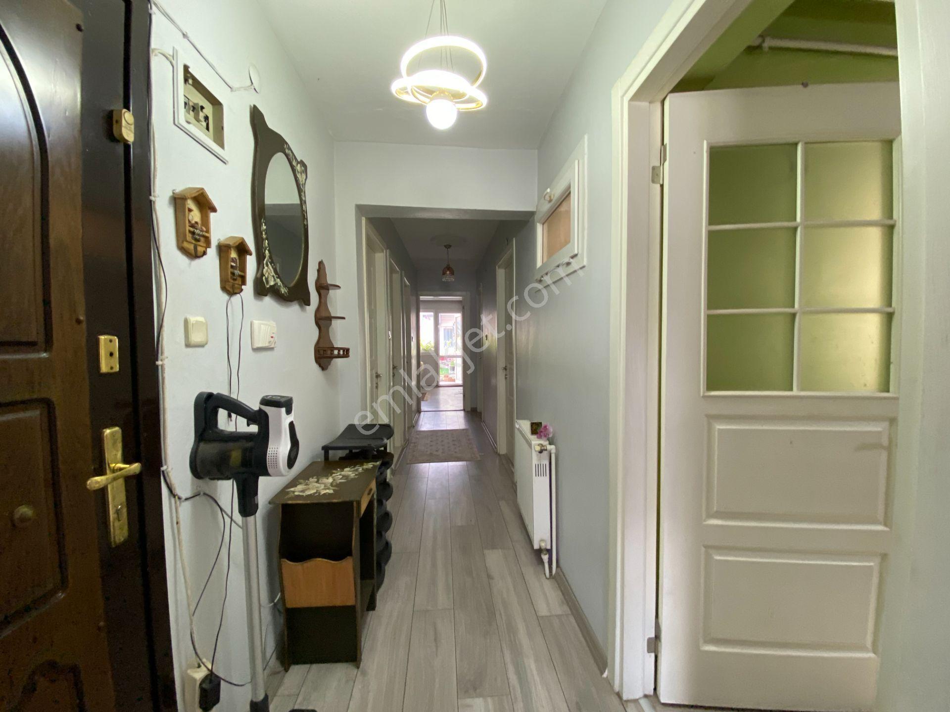 Akalından Karantina Eşyalı Doğalgazlı Mithatpaşa 3+1 Kiralık - Görsel 28