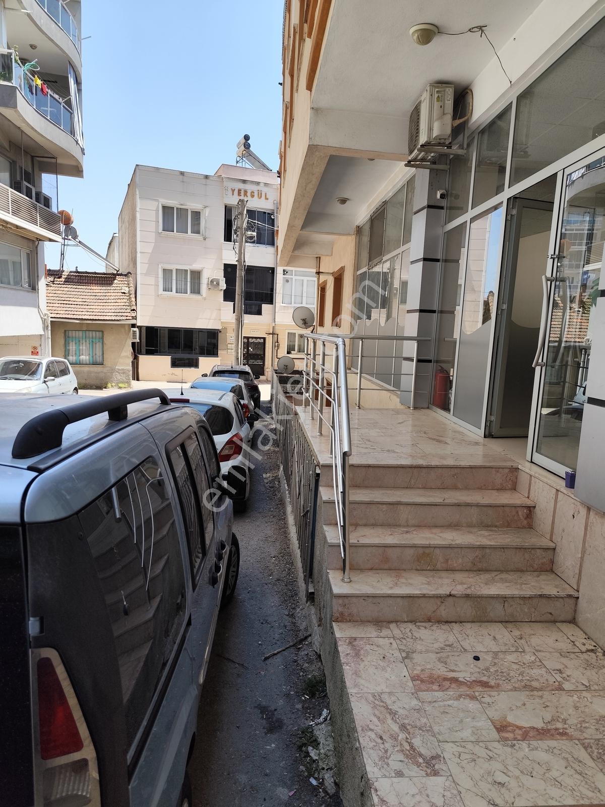 Ayrancıların Gelişmiş Mevkiinde Caddeye Yakın85m2 Kiralık Dükkan - Görsel 11
