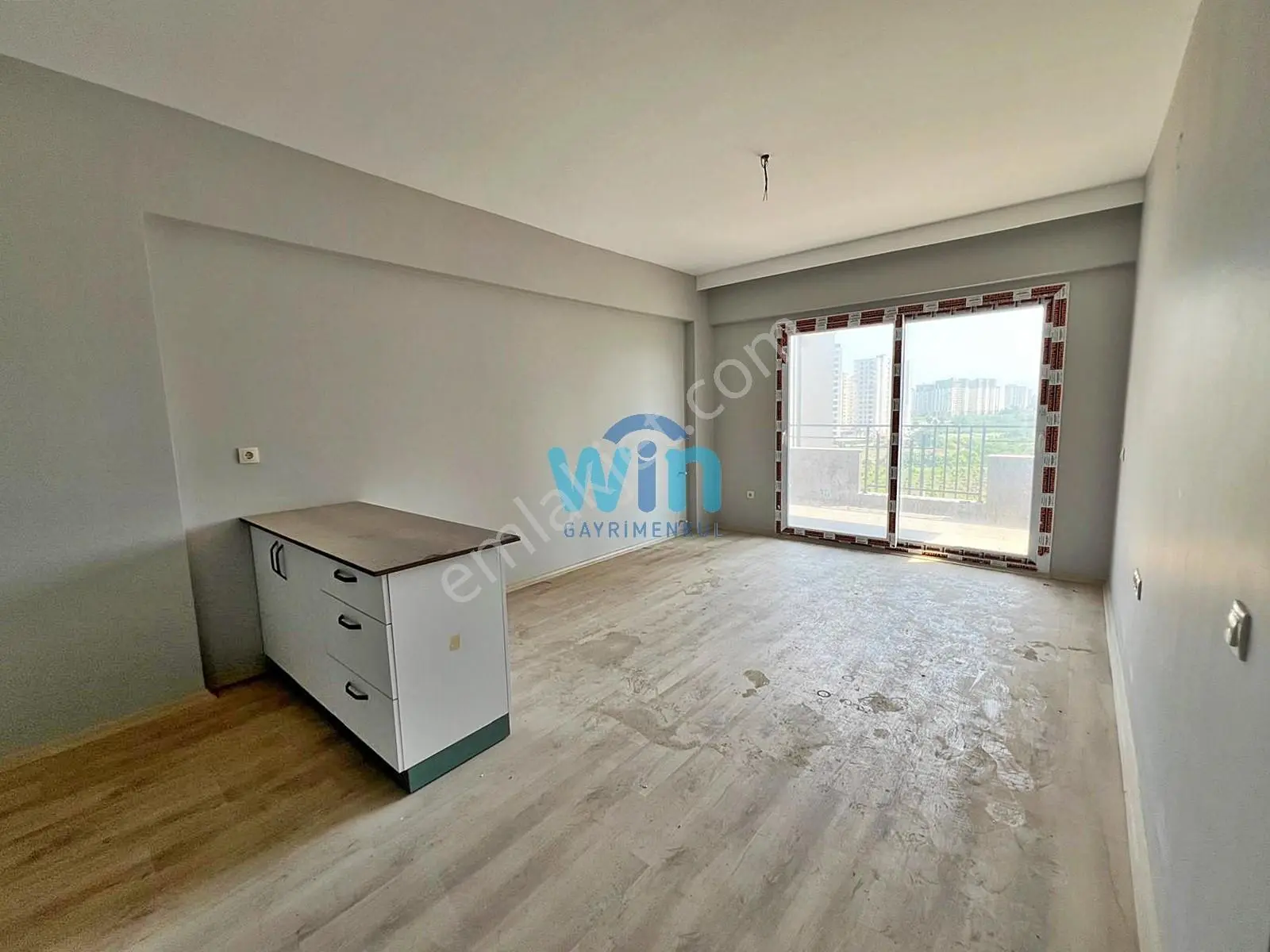 Win'den Çeşmeli'de Sosyal Donatılı Geniş Satılık 1+1 Daire - Görsel 7