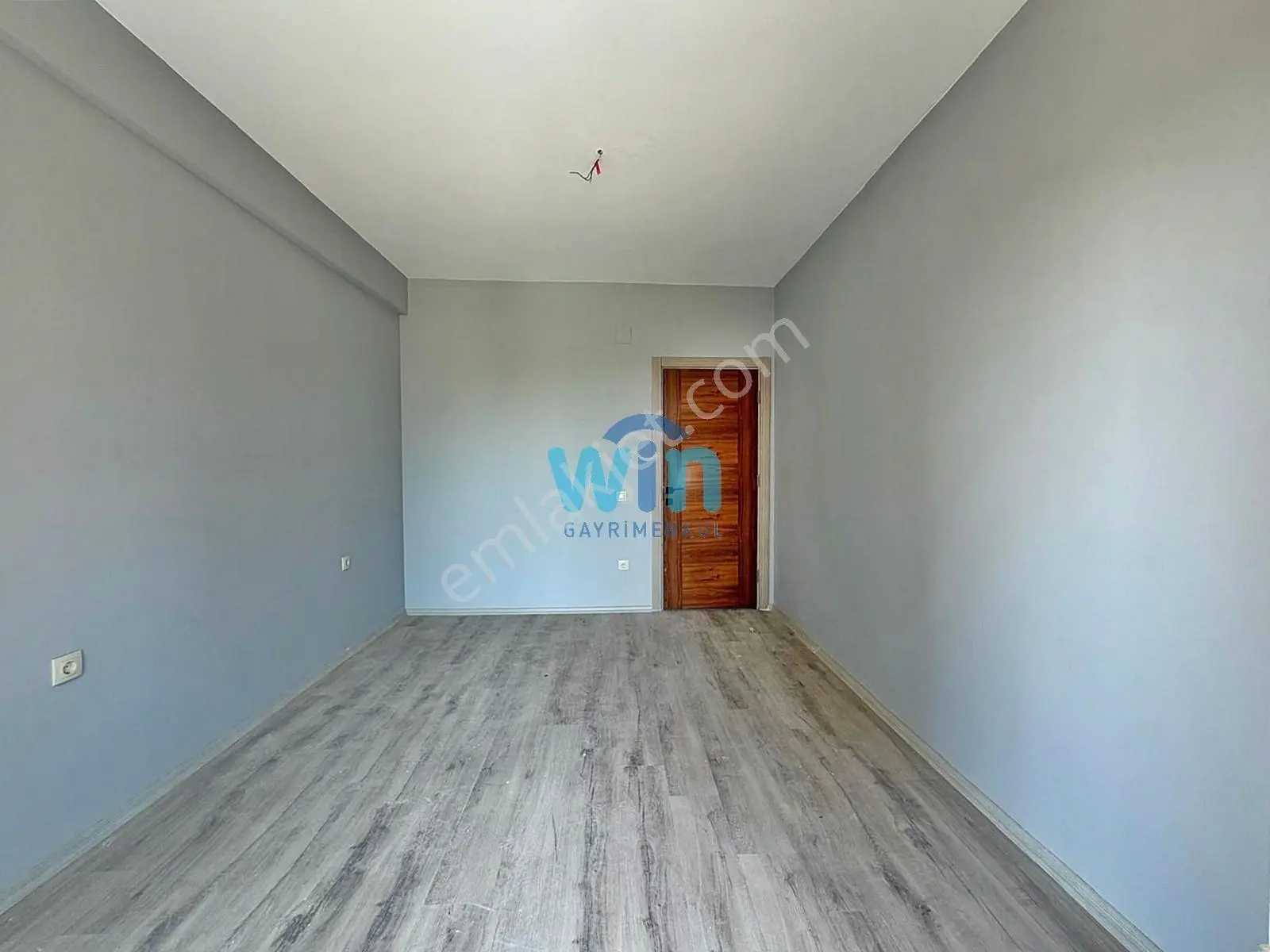 Win'den Çeşmeli'de Sosyal Donatılı Geniş Satılık 1+1 Daire - Görsel 17
