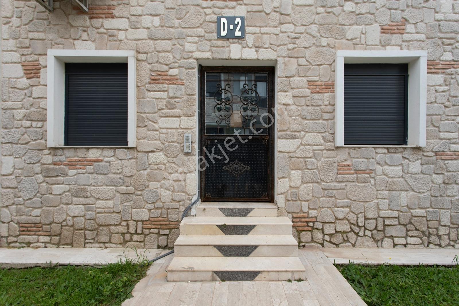 Foça Hacıveli Mah. Kiralık Bahçe Katı 2+1 Daire - Görsel 7