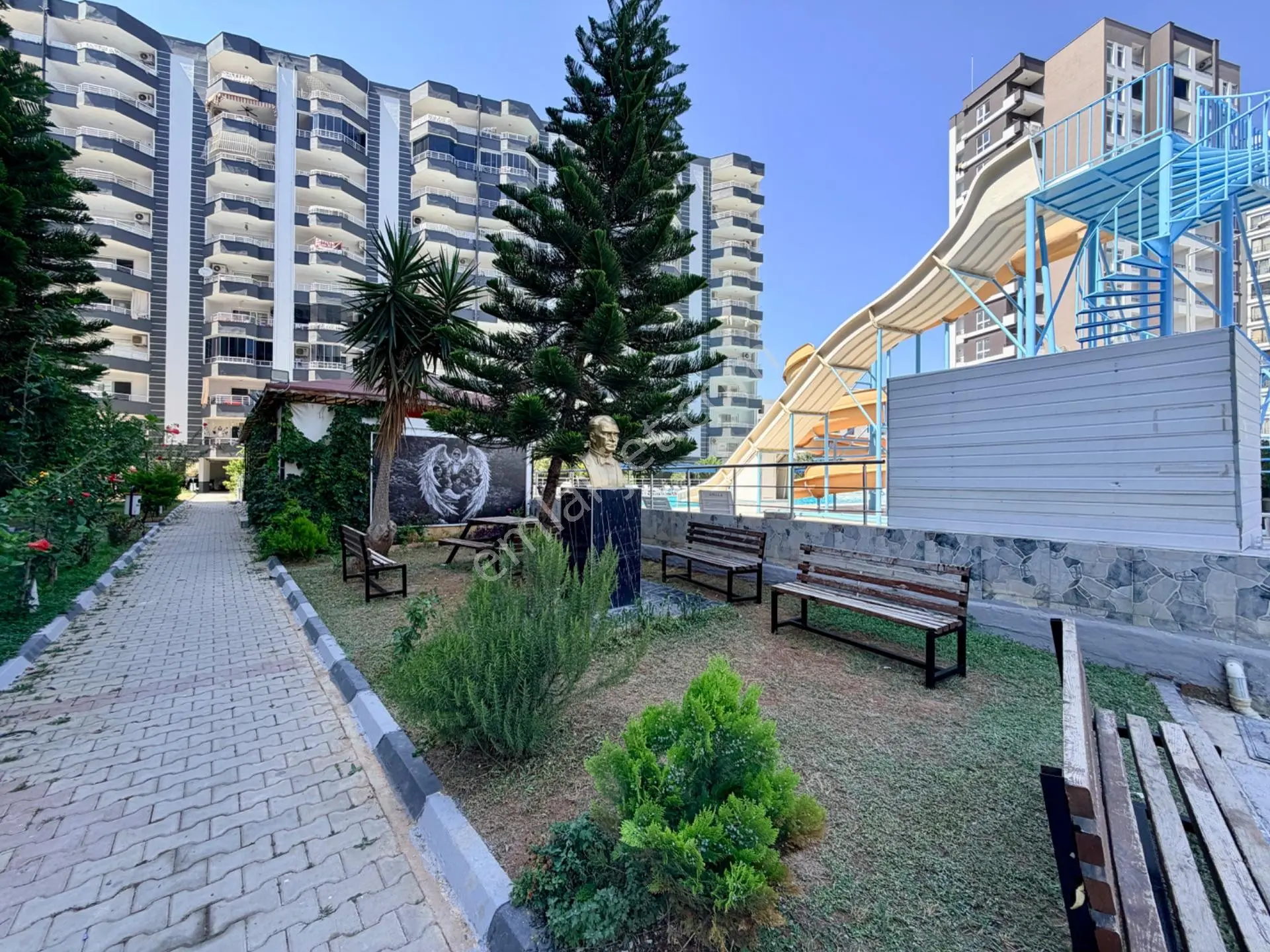 Tömük'te Aquaparklı Sitede Satılık 2+1 Daire - Görsel 3