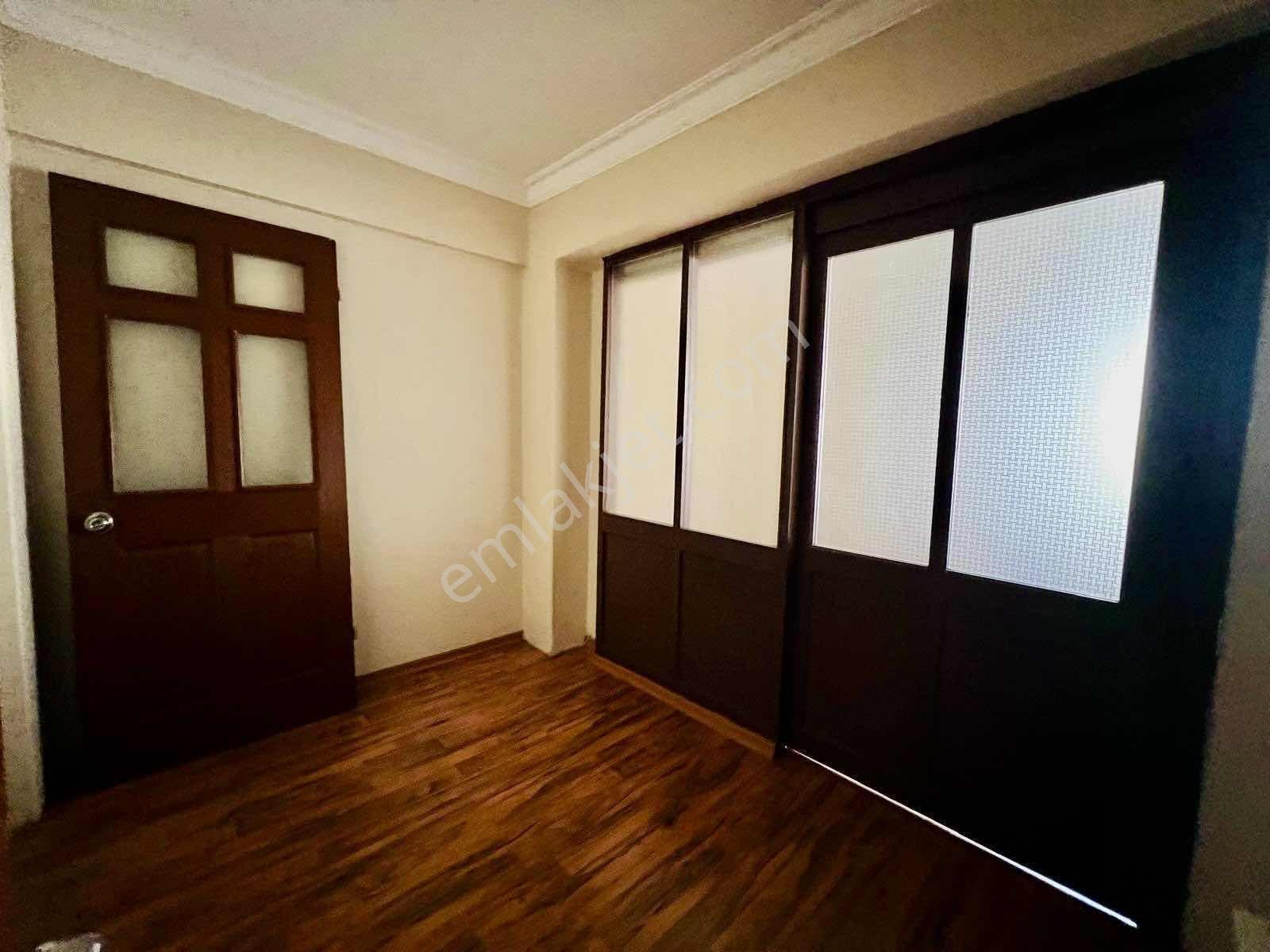 Halil Rıfat Cadde Yakını 3+1 Tarihi Asansör Yakını Satılık Daire - Görsel 23