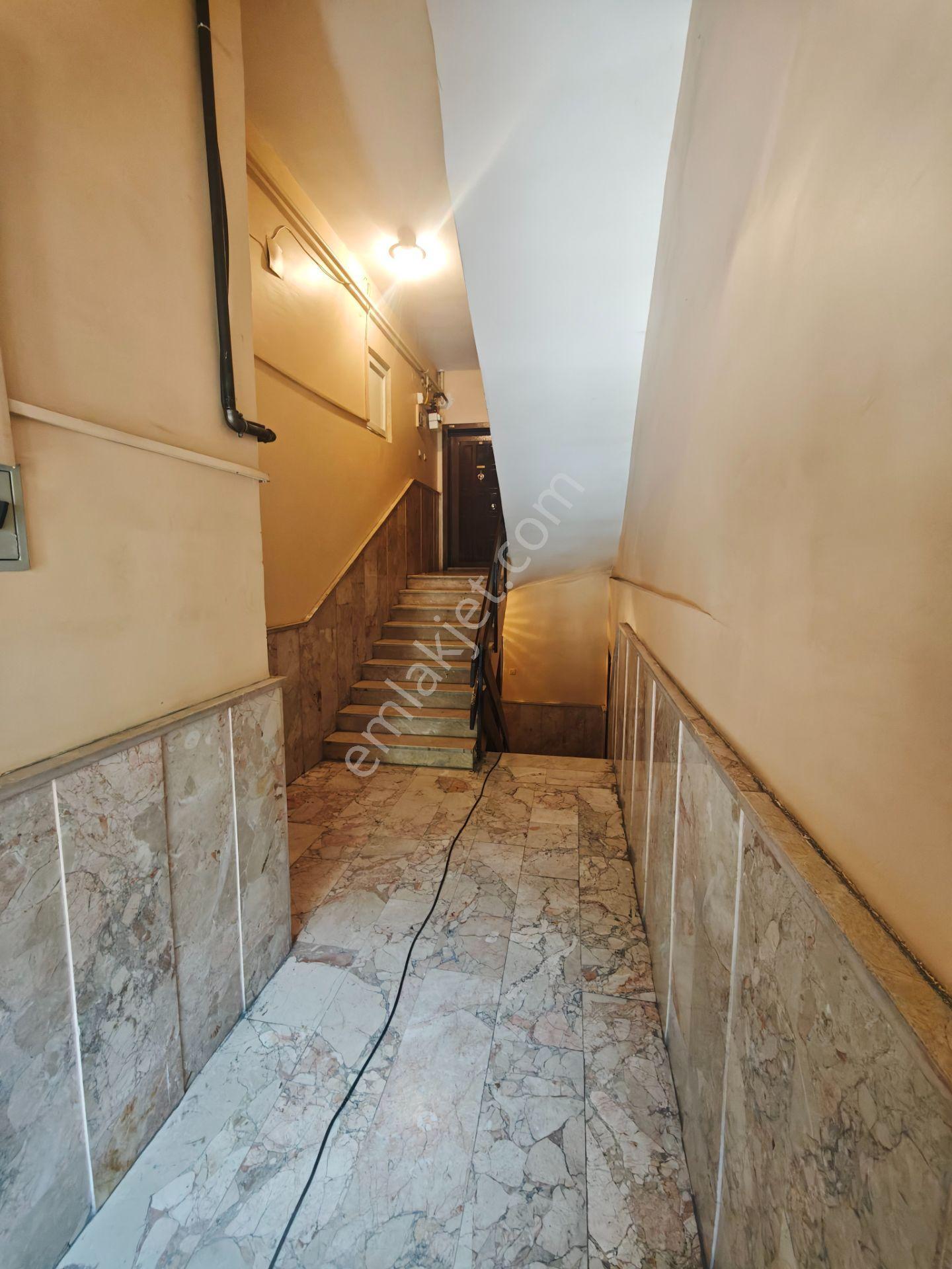 Emek Satılık Katta, Kombili, Köşe, Ön Cephe 3+1 Daire - Görsel 12