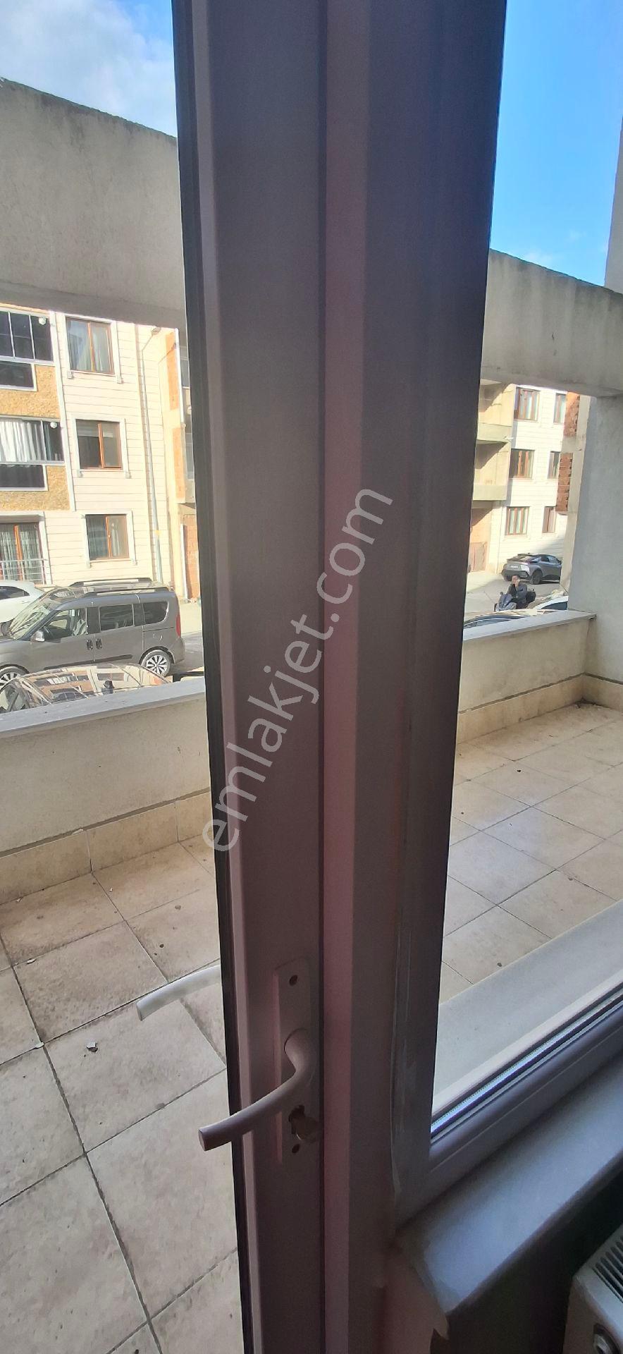 28 Daireli Buse Evleri Sitesinde Teraslı Balkonlu Daire - Görsel 20