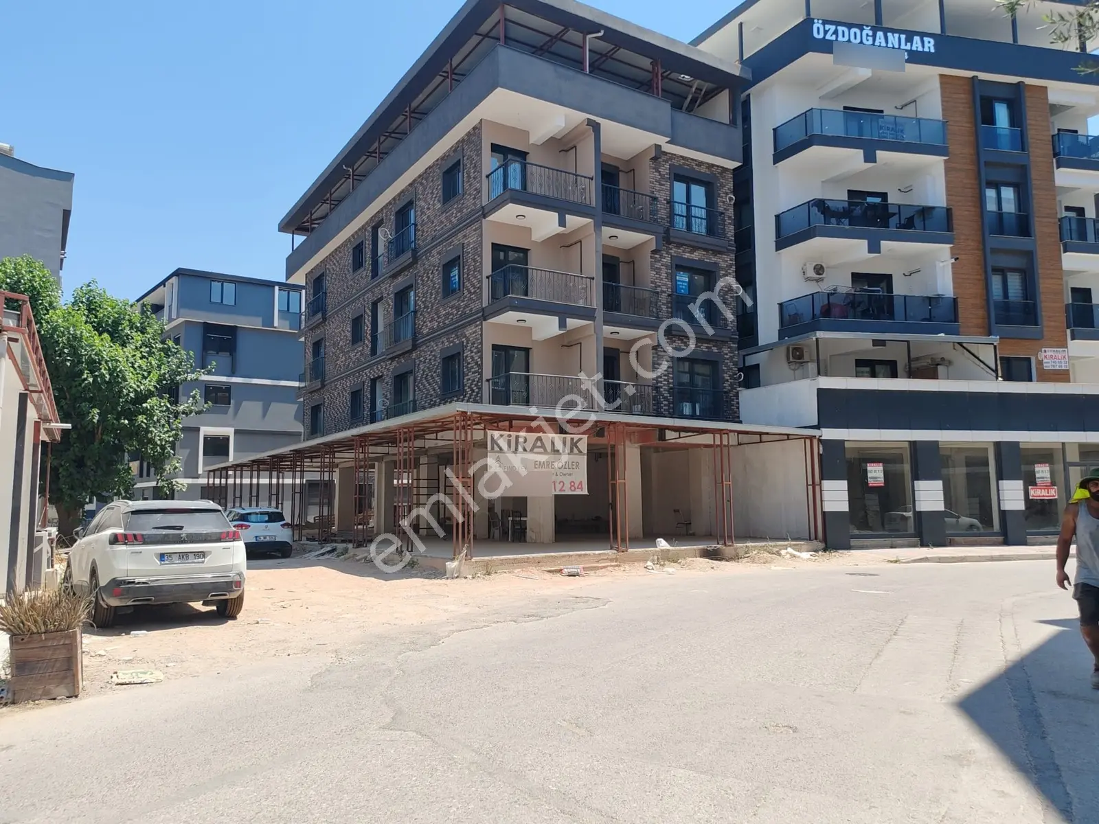 Seyrek İnönü Mh. De Köşe Ve 3 Cepheli Kiralık Dükkan