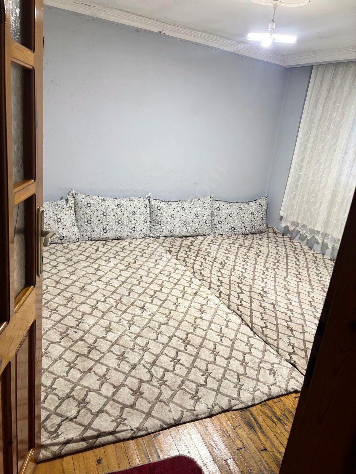 Turgutlu Satılık Yedi Eylül Mah 3. Ve 4. Kat 130m2 3+1 Oda 2 Daire Birden Teraslı Balkonlu - Görsel 16