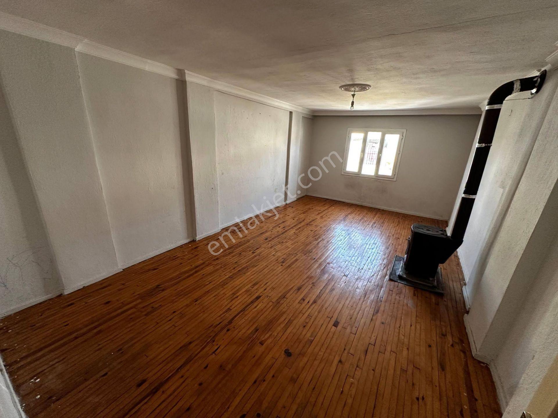 Turgutlu Satılık Yedi Eylül Mah 3. Ve 4. Kat 130m2 3+1 Oda 2 Daire Birden Teraslı Balkonlu - Görsel 2