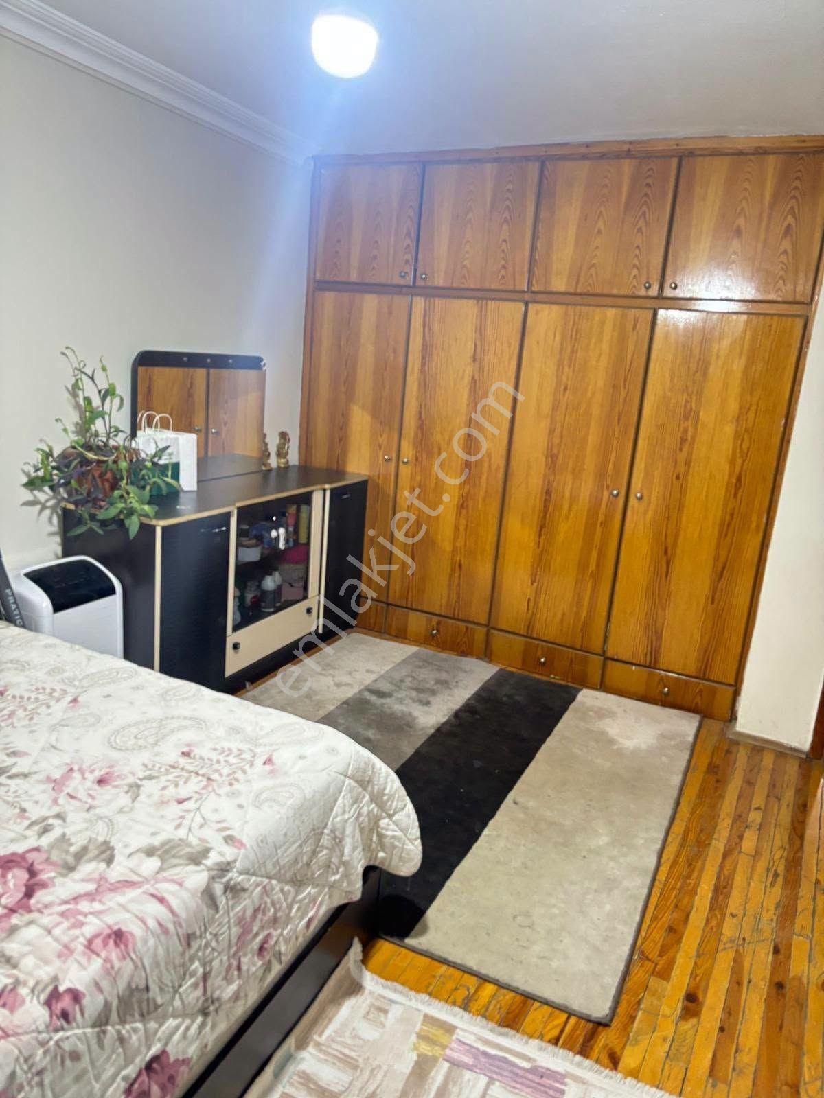 Turgutlu Satılık Yedi Eylül Mah 3. Ve 4. Kat 130m2 3+1 Oda 2 Daire Birden Teraslı Balkonlu - Görsel 13