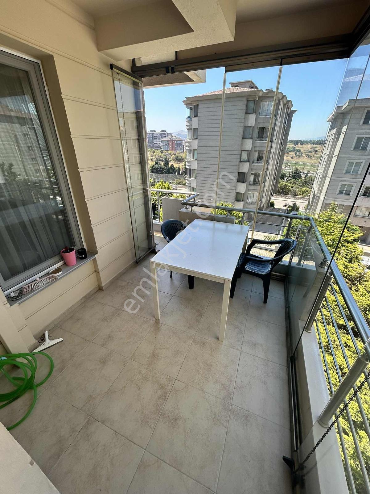 Muhteşem Konumda Paşakent Mah. 3+1 Otoparklı Ara Kat Kiralık - Görsel 16