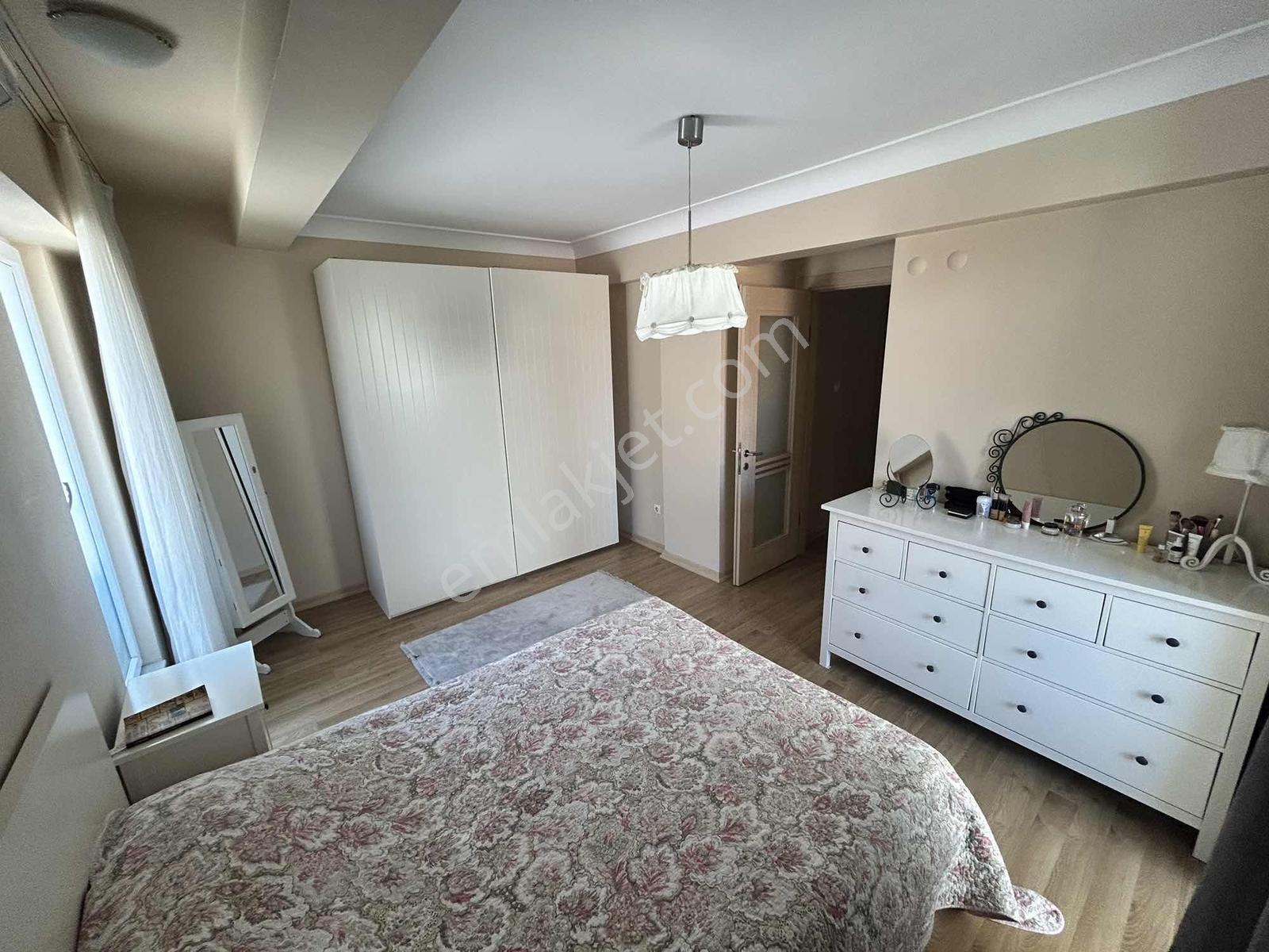 Muhteşem Konumda Paşakent Mah. 3+1 Otoparklı Ara Kat Kiralık - Görsel 33