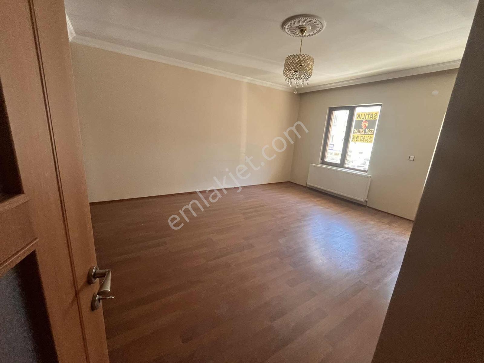 Erl Emlak Tam Satılık Çay Mah 130m2&3+1 Daire - Görsel 8