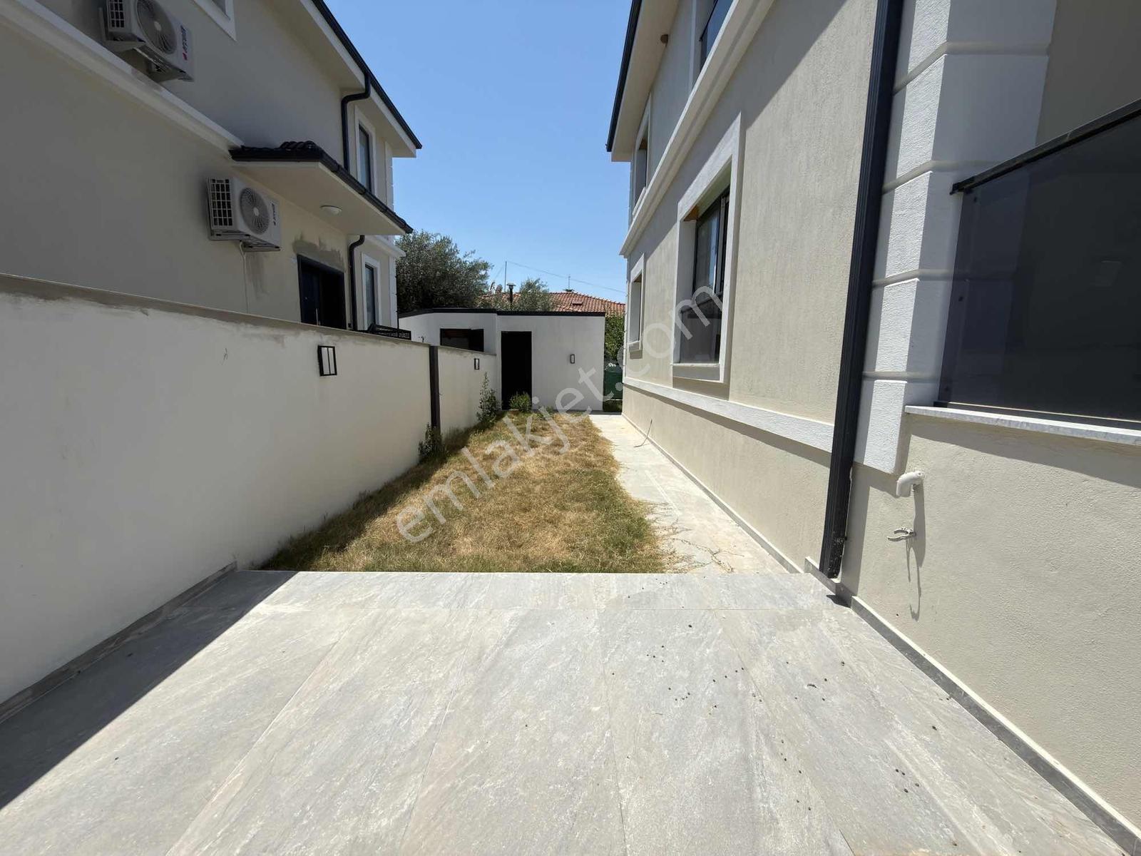 4+1 Satılık Müstakil Villa | Özel Havuzlu | Yerden Isıtmalı | - Görsel 18