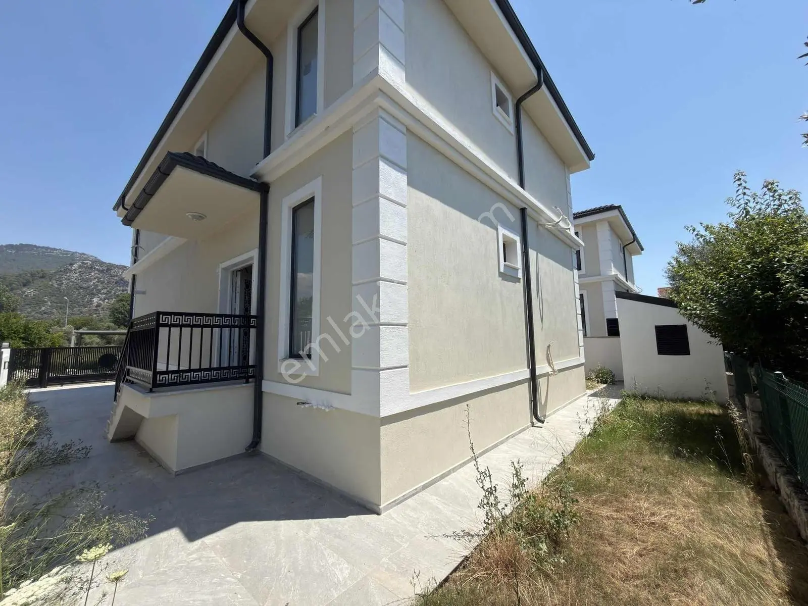 4+1 Satılık Müstakil Villa | Özel Havuzlu | Yerden Isıtmalı | - Görsel 4