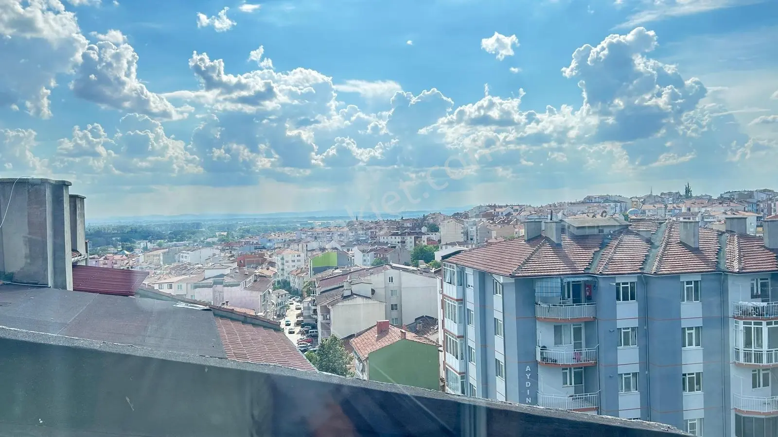 Güreşen Emlak'tan Kapalı Teraslı ,asansörlü 2+0 Kiralık Daire - Görsel 3
