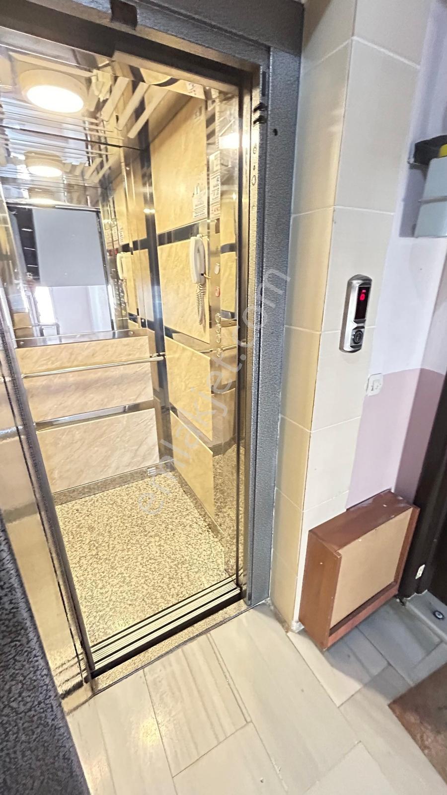 Güreşen Emlak'tan Kapalı Teraslı ,asansörlü 2+0 Kiralık Daire - Görsel 31