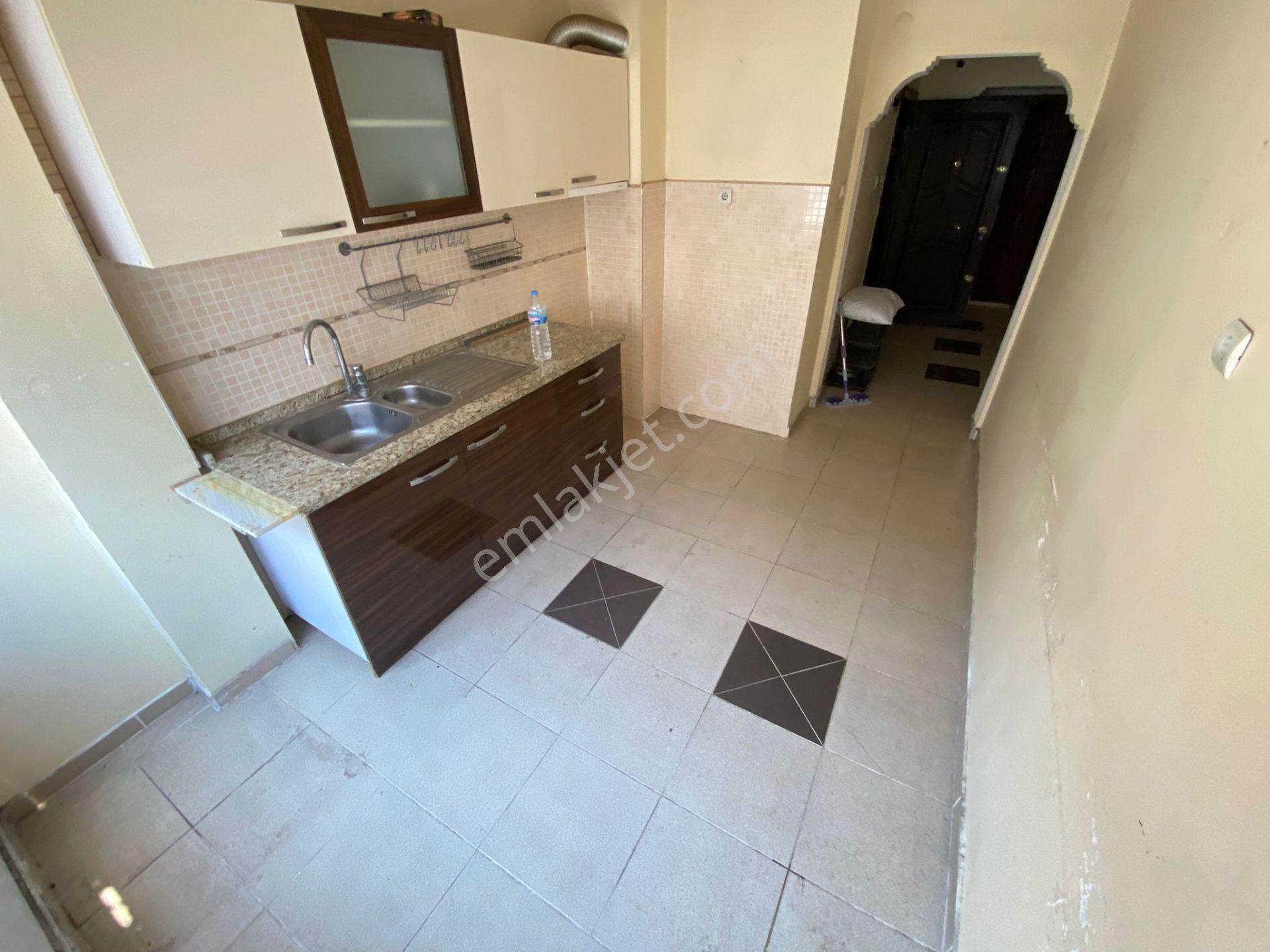Konak Asansör Yakını 2+1 85m2 Arakat Deniz Manzaralı Kiralık Daire - Görsel 18