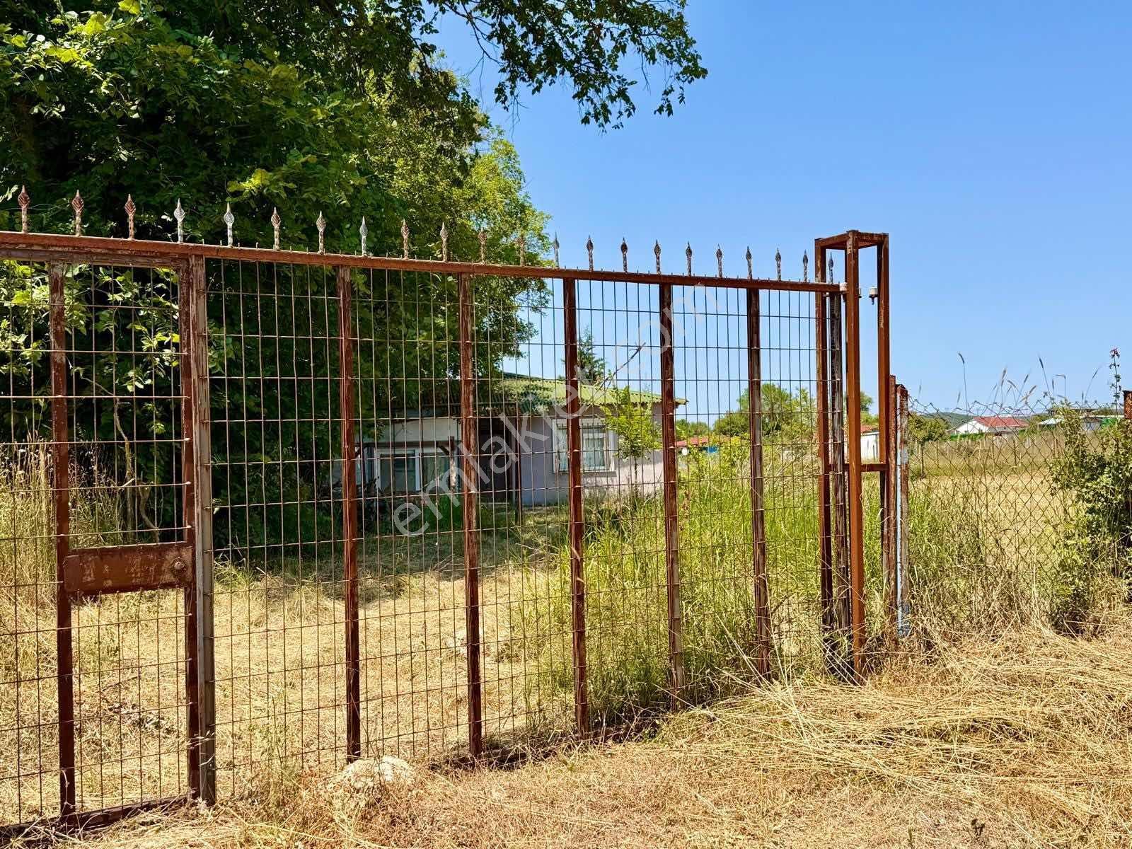 1250 M2 Tek Tapu Tarla İçinde Yola Cephe 2+1 Müstakil Ev - Görsel 3