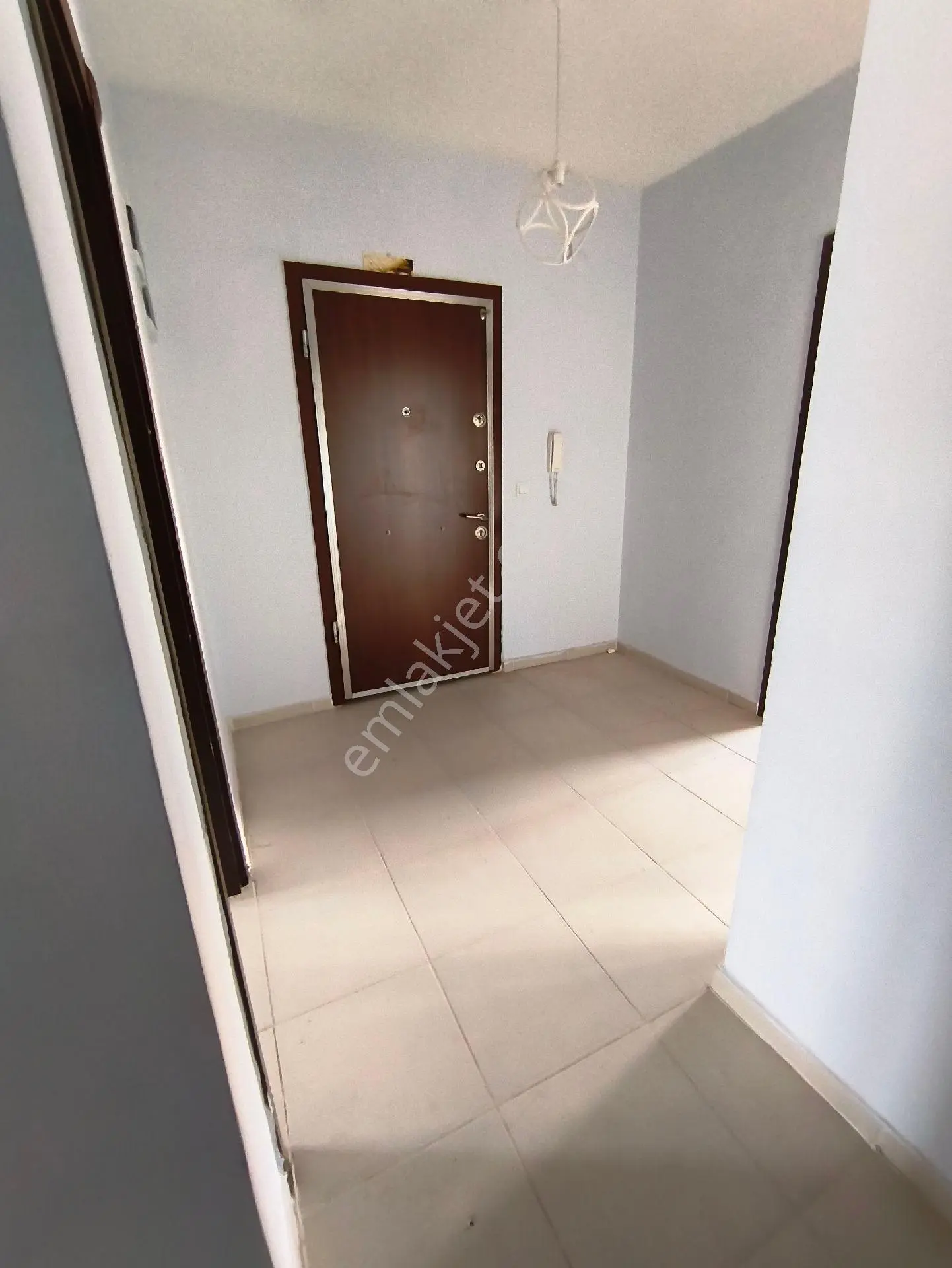 Akziyaret Emlak Tan Kiralık 2+1 Arakat - Görsel 5