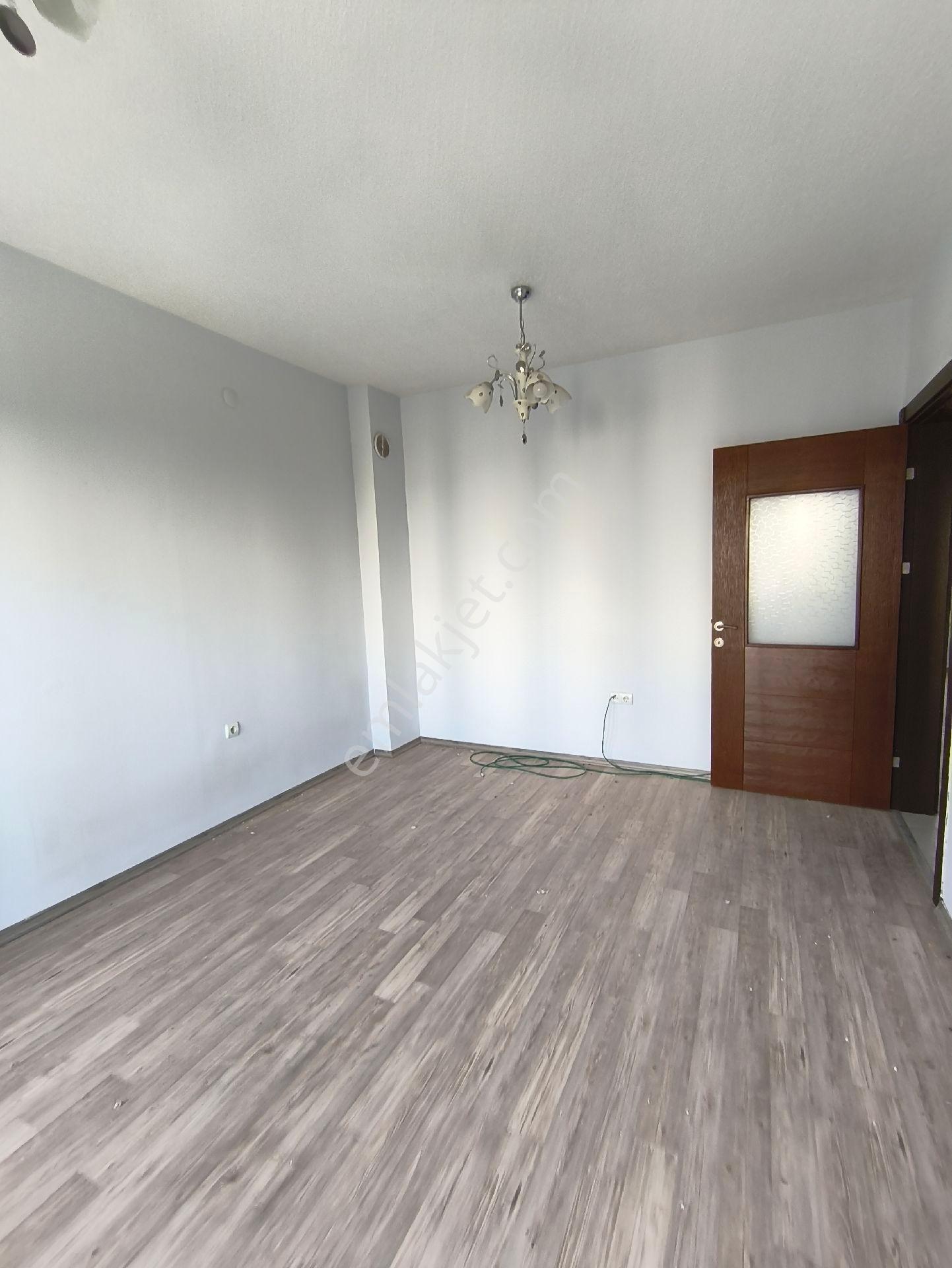 Akziyaret Emlak Tan Kiralık 2+1 Arakat - Görsel 3