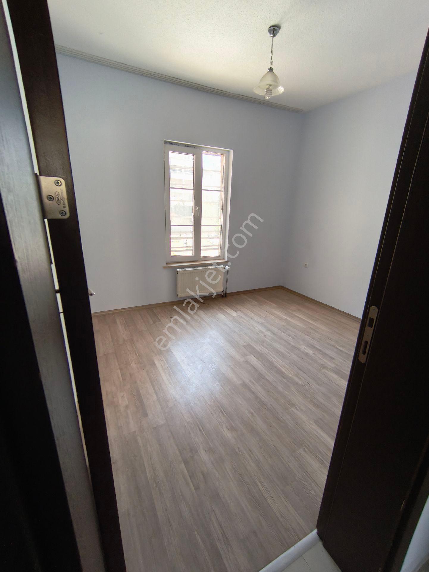 Akziyaret Emlak Tan Kiralık 2+1 Arakat - Görsel 13