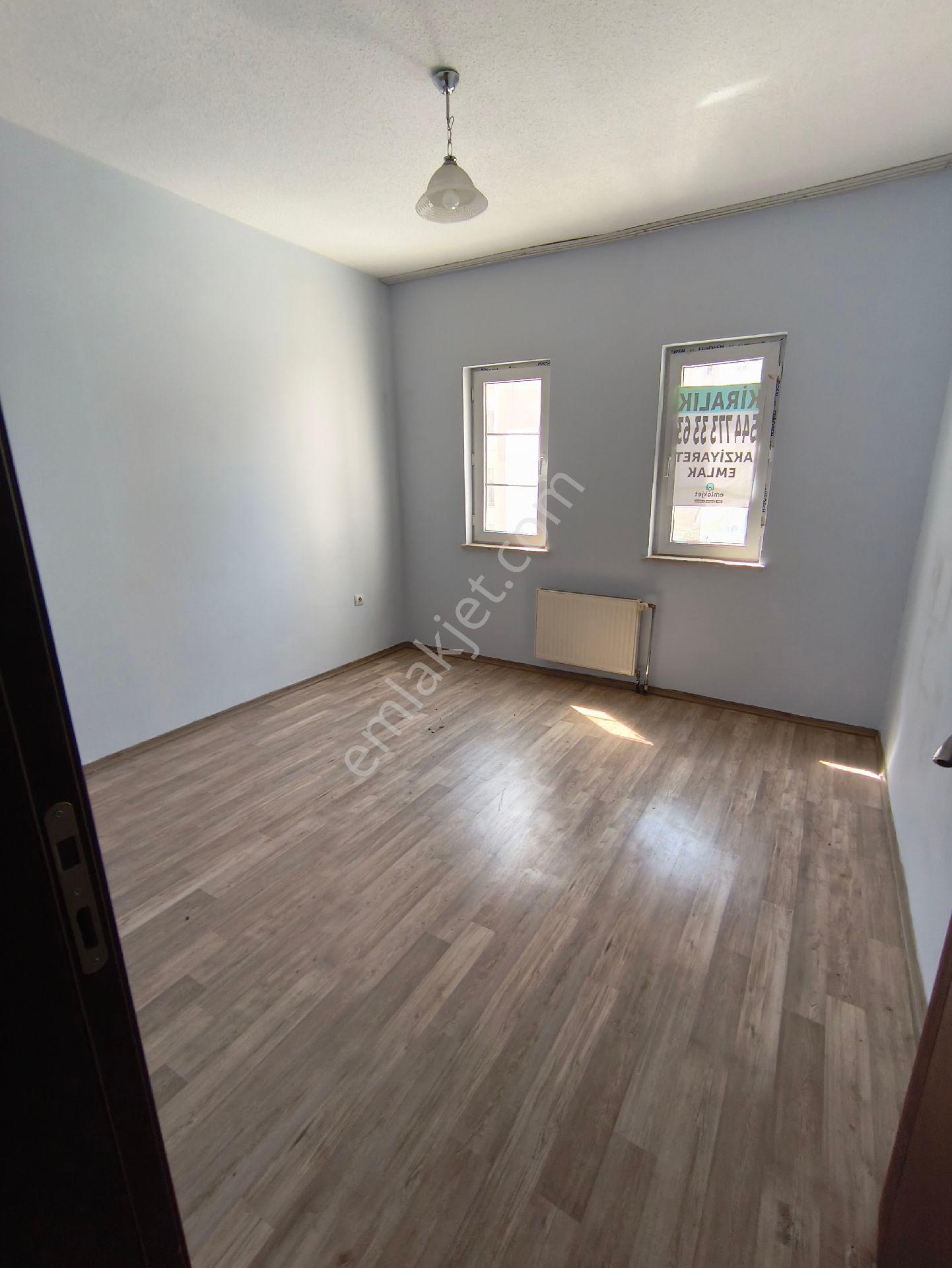 Akziyaret Emlak Tan Kiralık 2+1 Arakat - Görsel 11