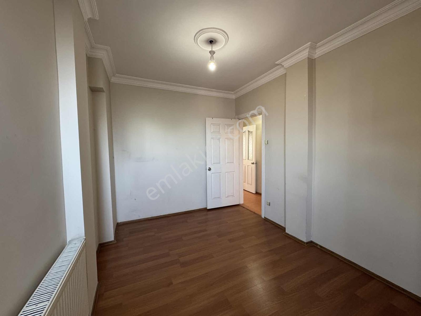 Kocamustafapaşada 2+1 3 Üncü Kat Kiralık Daire - Görsel 19