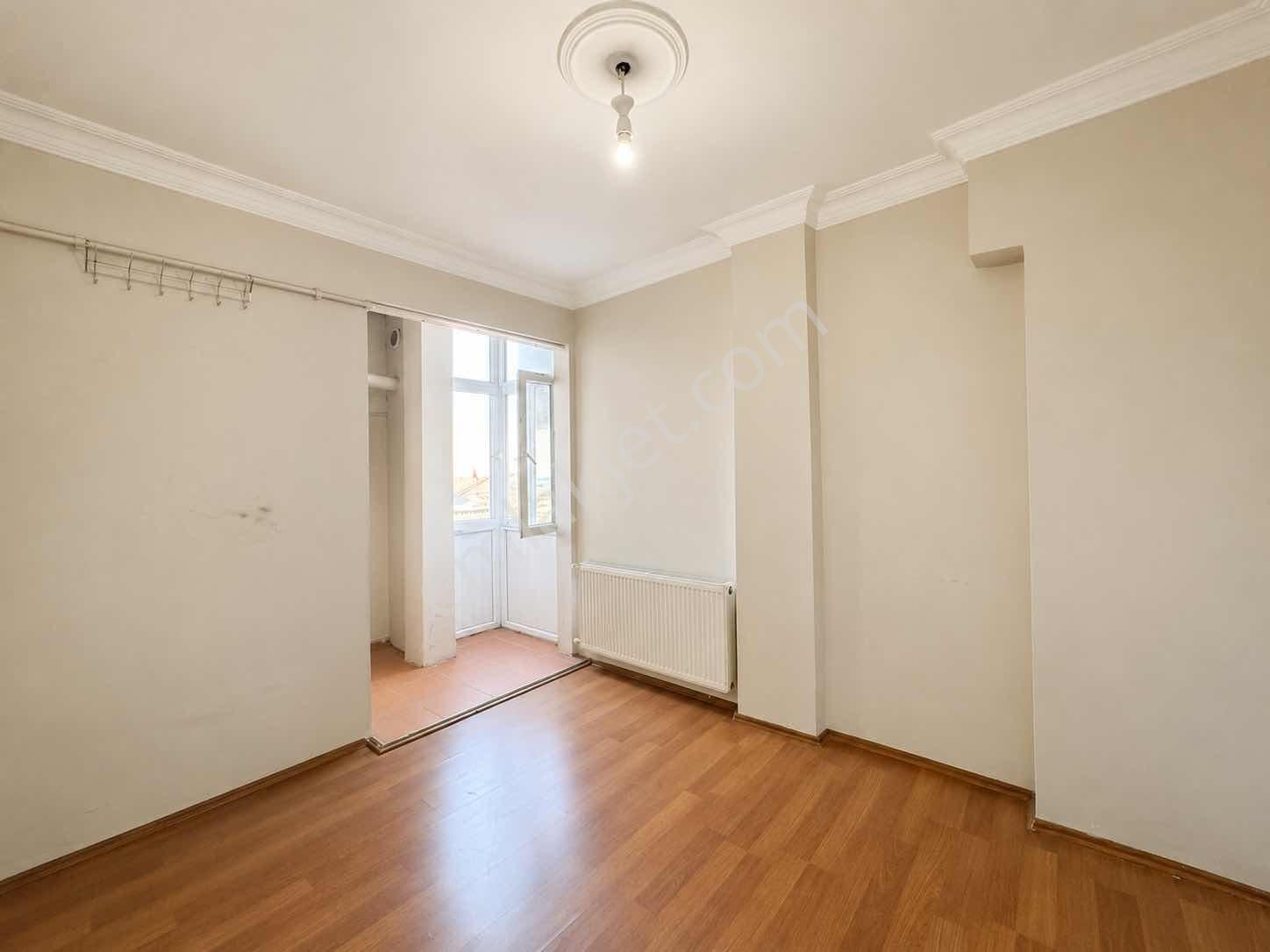 Kocamustafapaşada 2+1 3 Üncü Kat Kiralık Daire - Görsel 7