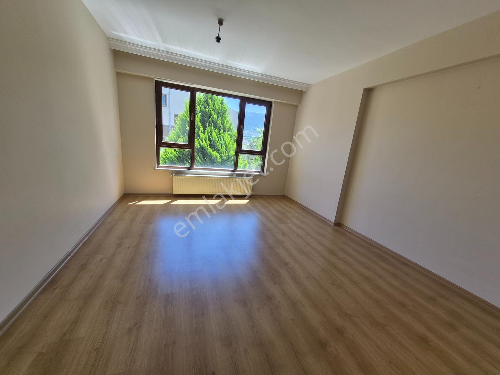 Remax Advantage Den Kiralık 3+1 Nilüfer/çamlıca Da Ferah Daire - Görsel 9