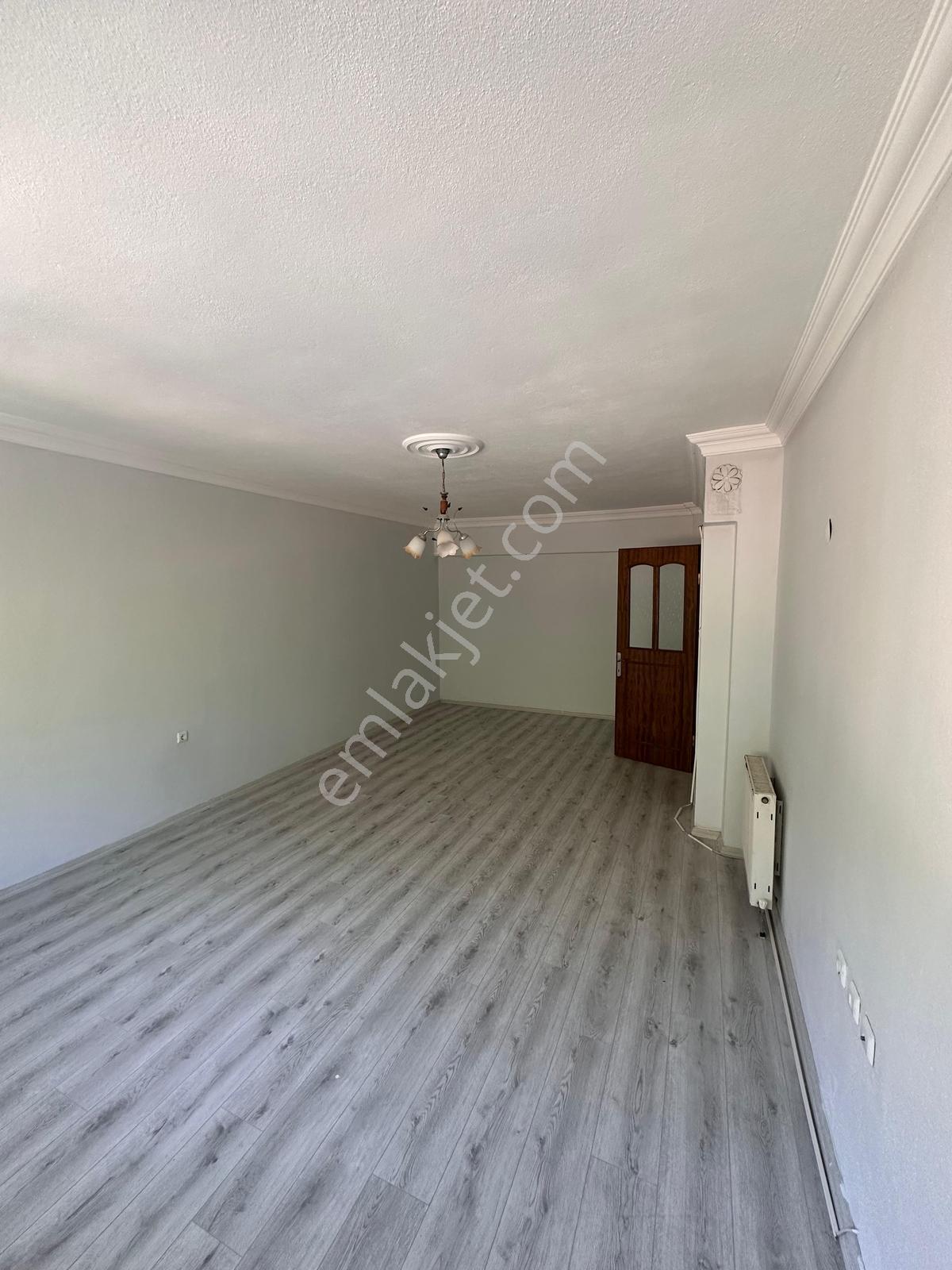 600 Evler Mah. Adliye Arkası 2+1 Temiz Ara Kat Kiralık Daire - Görsel 6