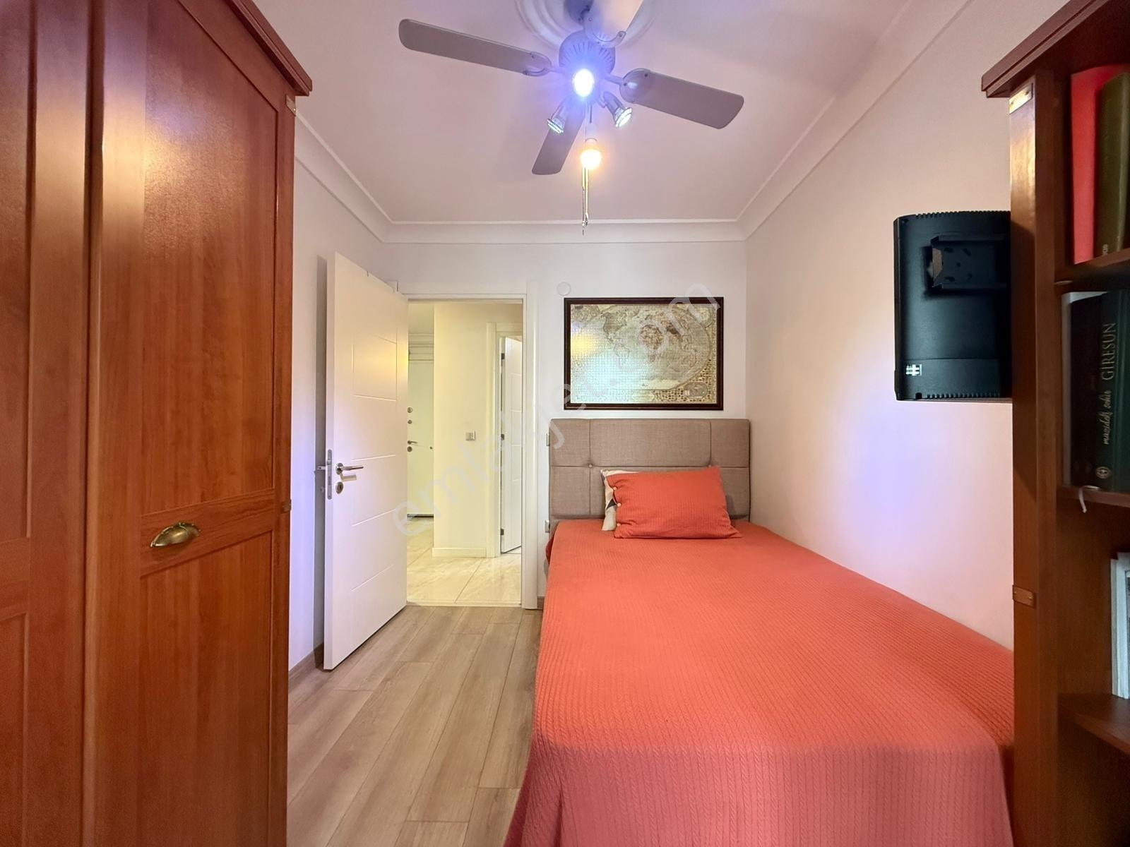 Orka'dan Suadiye'de 98m² Net Balkonlu 31m2 Salonlu 3+1 - Görsel 8