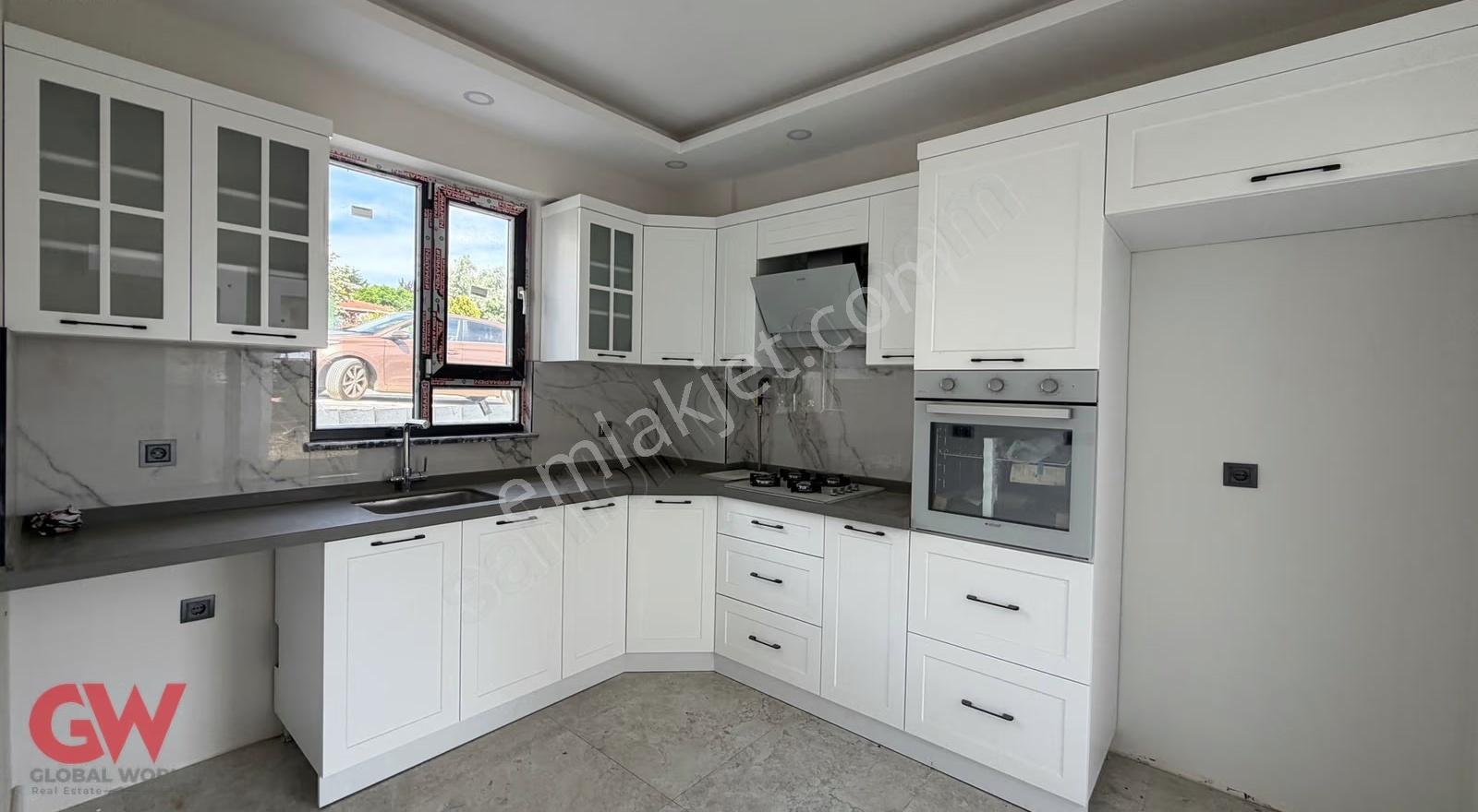 Prestijli Konumda Kiralık Lüks Villa - Görsel 18