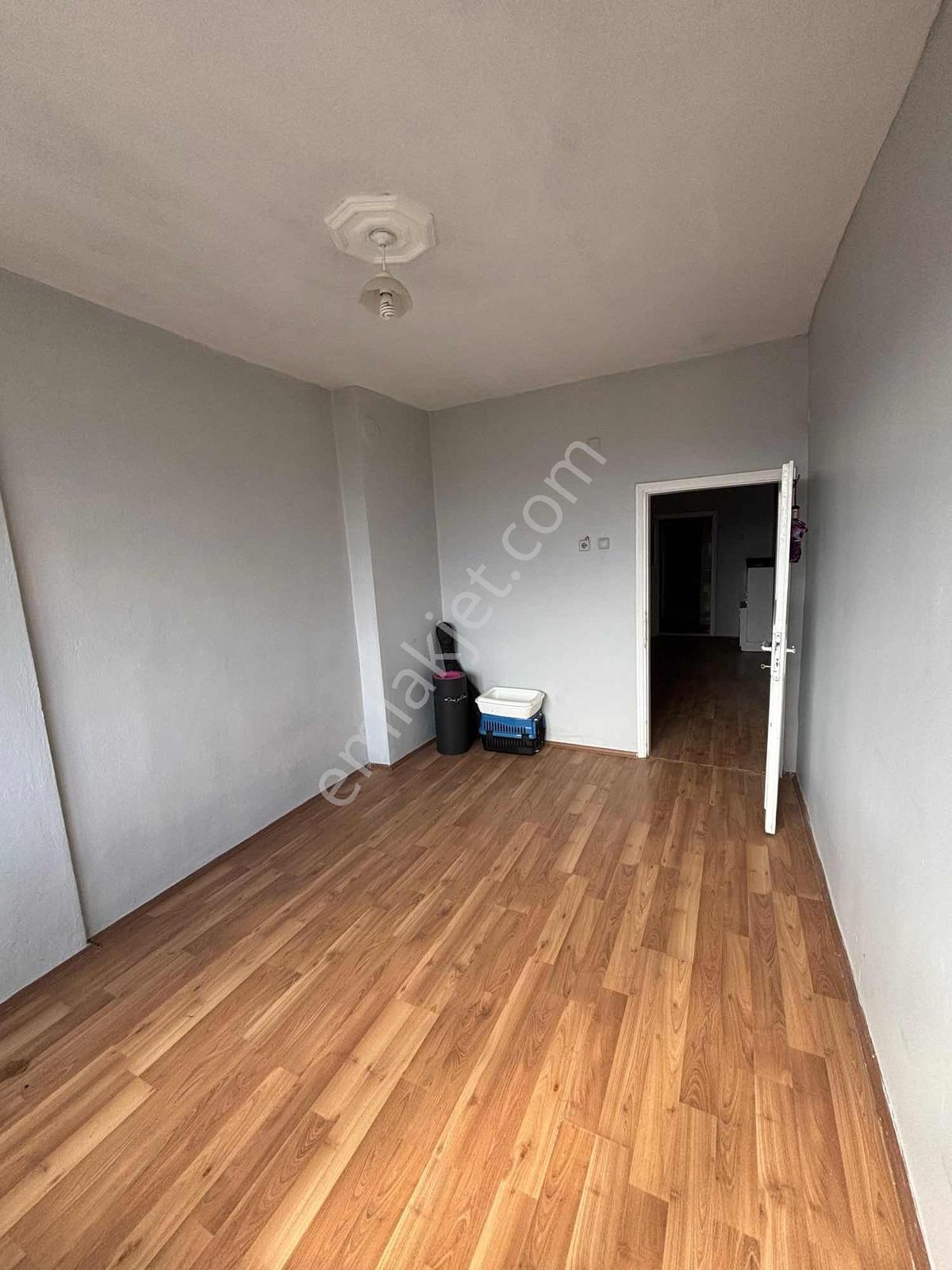 Ayşe Emlak'tan Kuzey Mahallesi Bankalar Caddesi Arkası Kiralık - Görsel 8