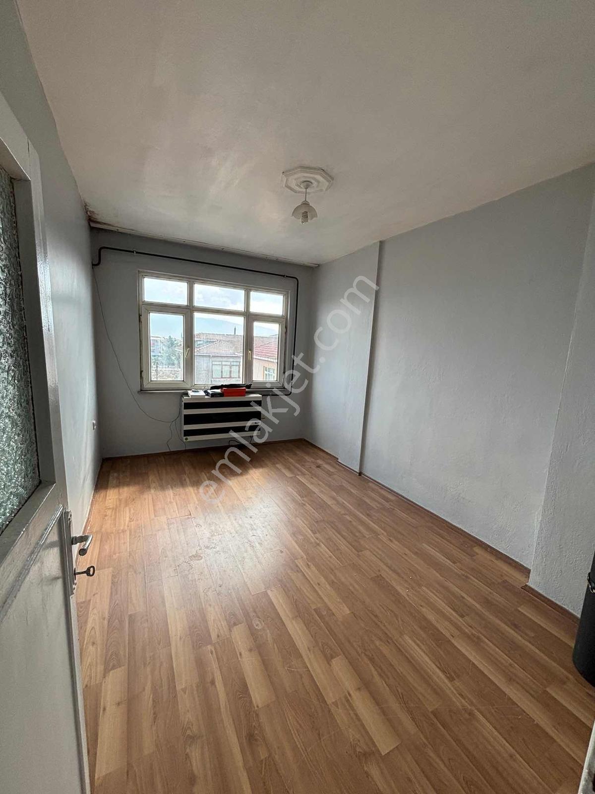Ayşe Emlak'tan Kuzey Mahallesi Bankalar Caddesi Arkası Kiralık - Görsel 12