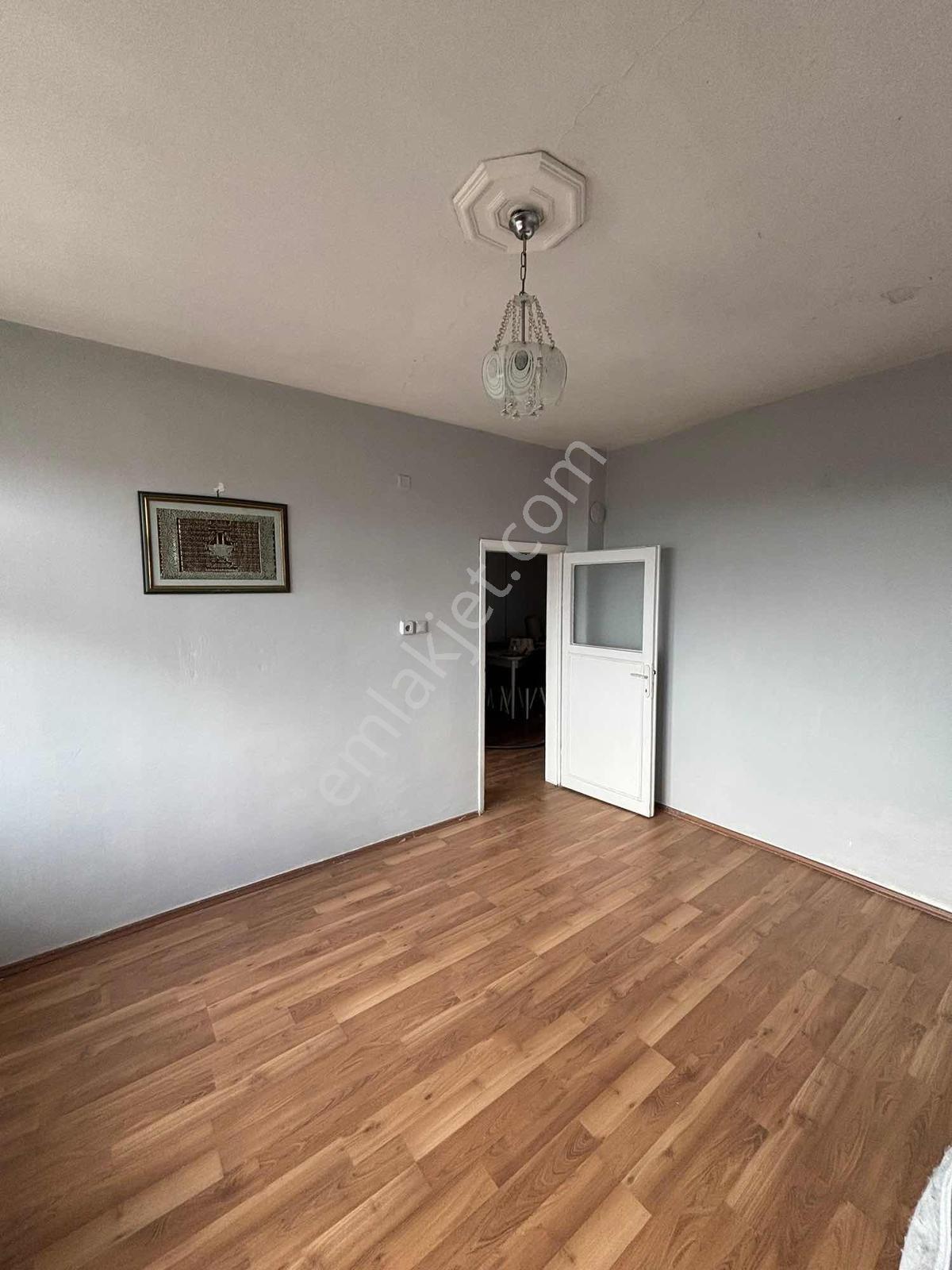Ayşe Emlak'tan Kuzey Mahallesi Bankalar Caddesi Arkası Kiralık - Görsel 13
