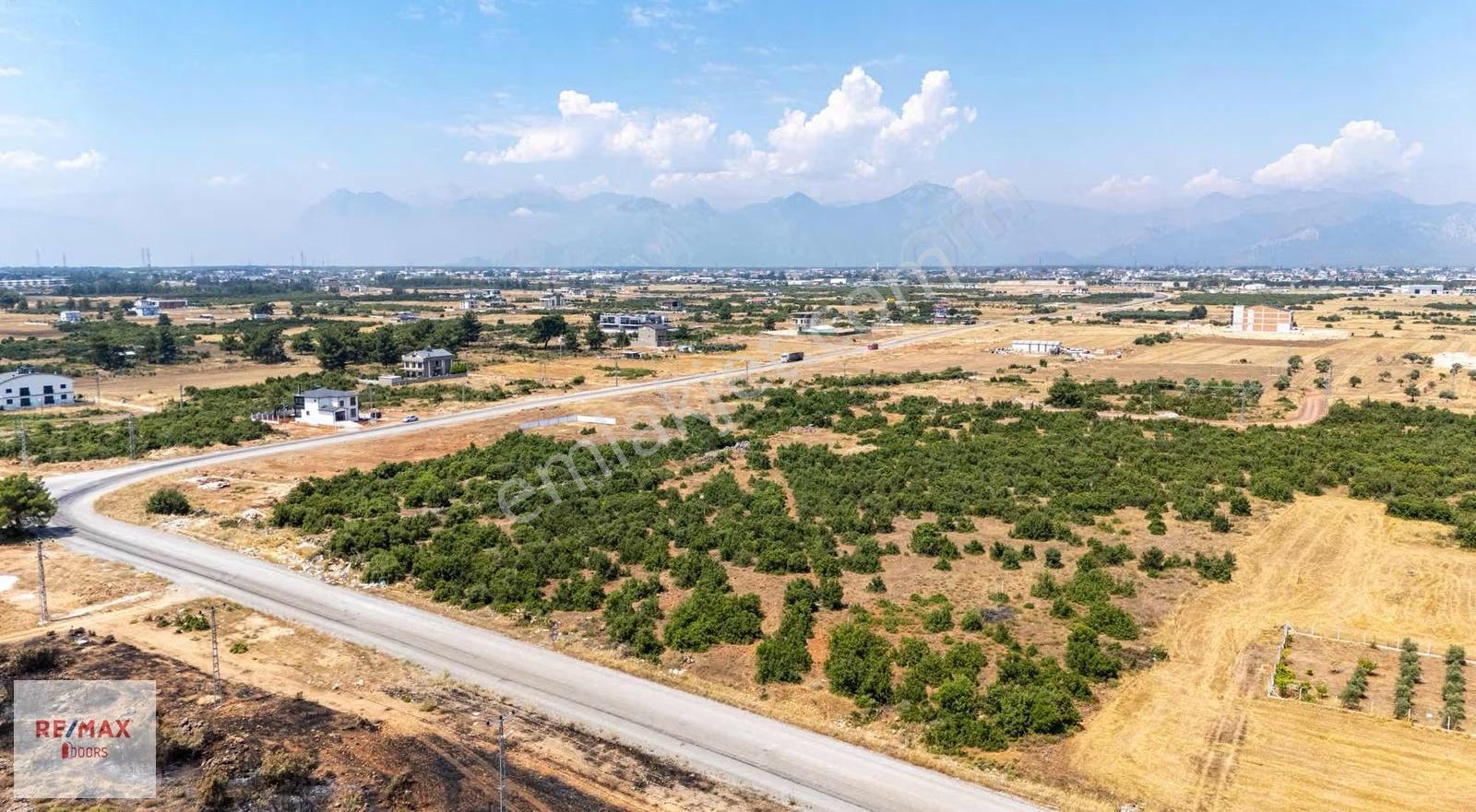Altınkalede Kazandıran Konumda 550 M² Ticari Arsa - Görsel 9