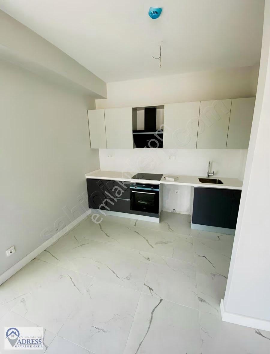 Raşit Yıldız-sancaktepe Çamsanpark Residence 1+1 Satılık Daire - Görsel 8