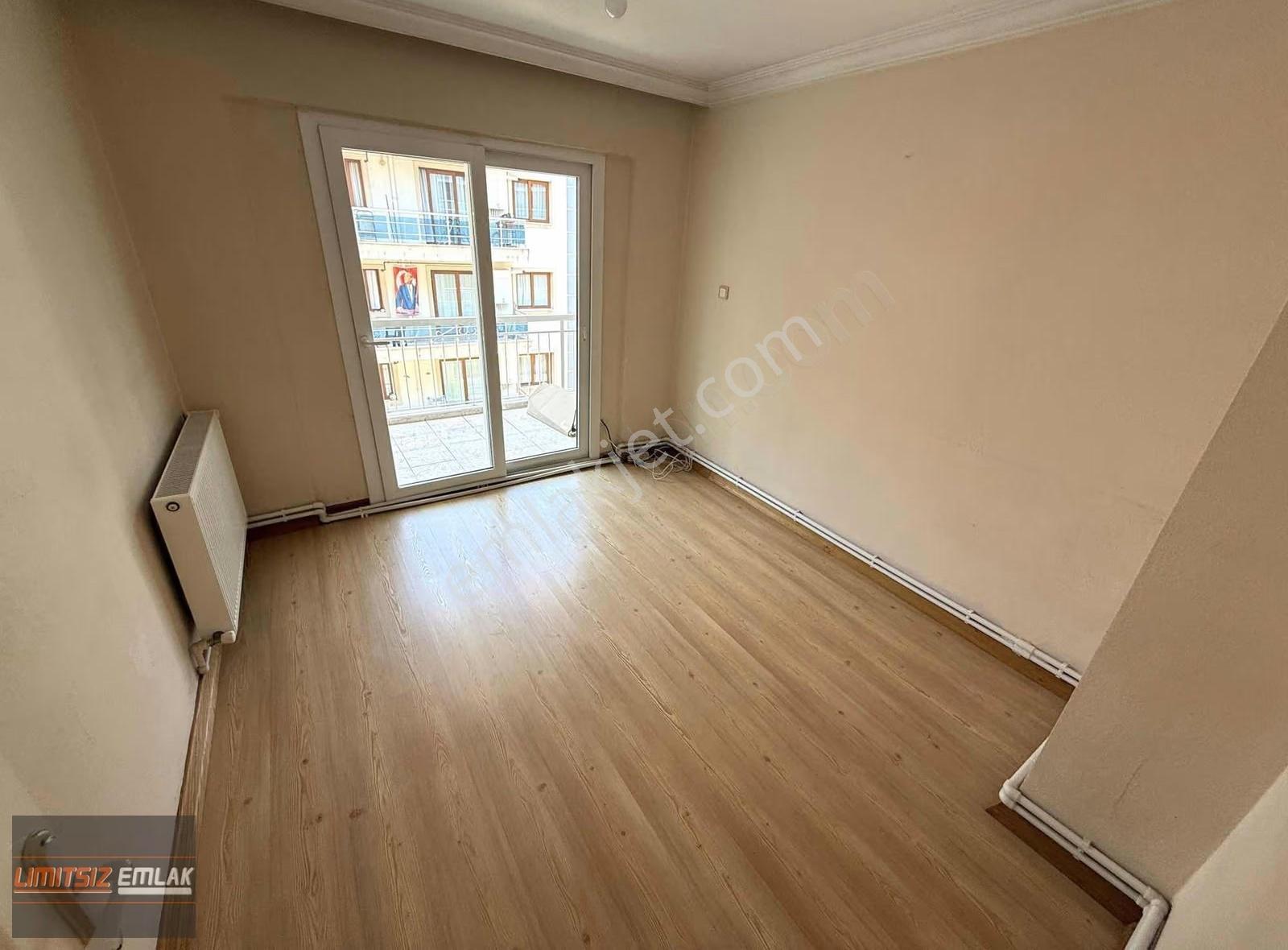 Şemikler'de | Kiralık 3+1 Köşe 130 M2 | Arakat | Çift Balkon - Görsel 28