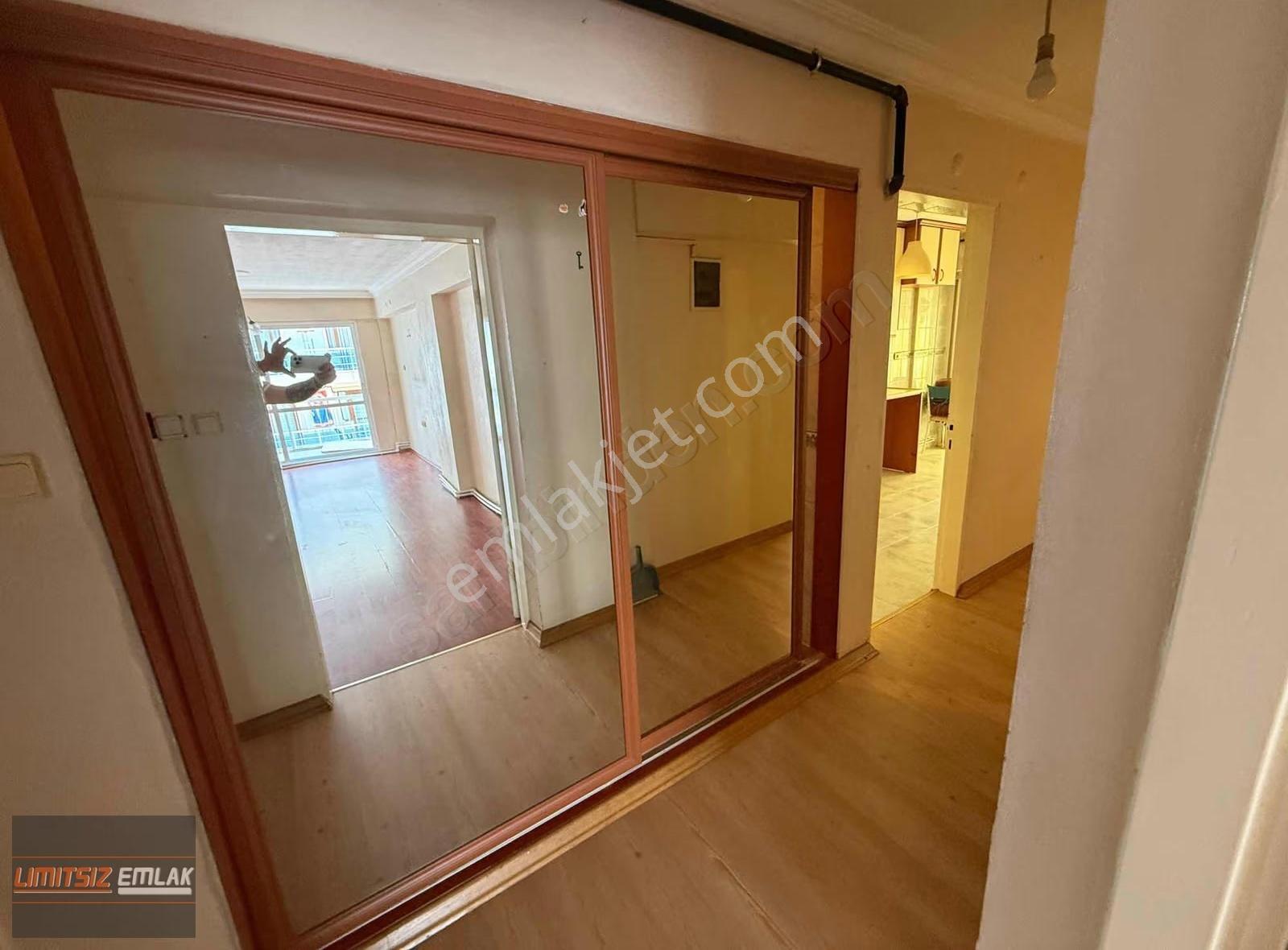 Şemikler'de | Kiralık 3+1 Köşe 130 M2 | Arakat | Çift Balkon - Görsel 19