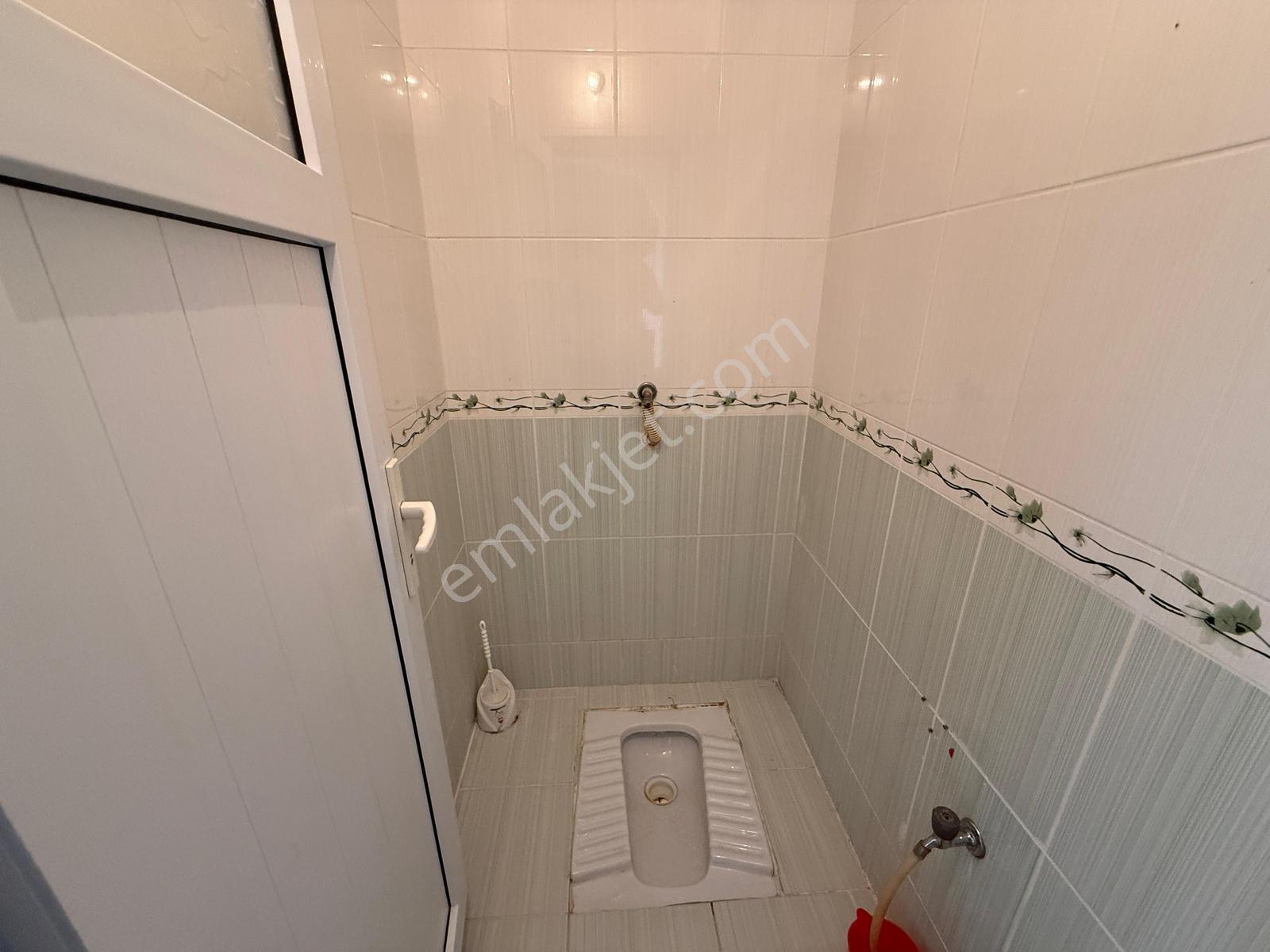 Kıraç İstiklal Mah'de 2+1 125 M² Çift Balkon Arakat Geniş Daire - Görsel 6
