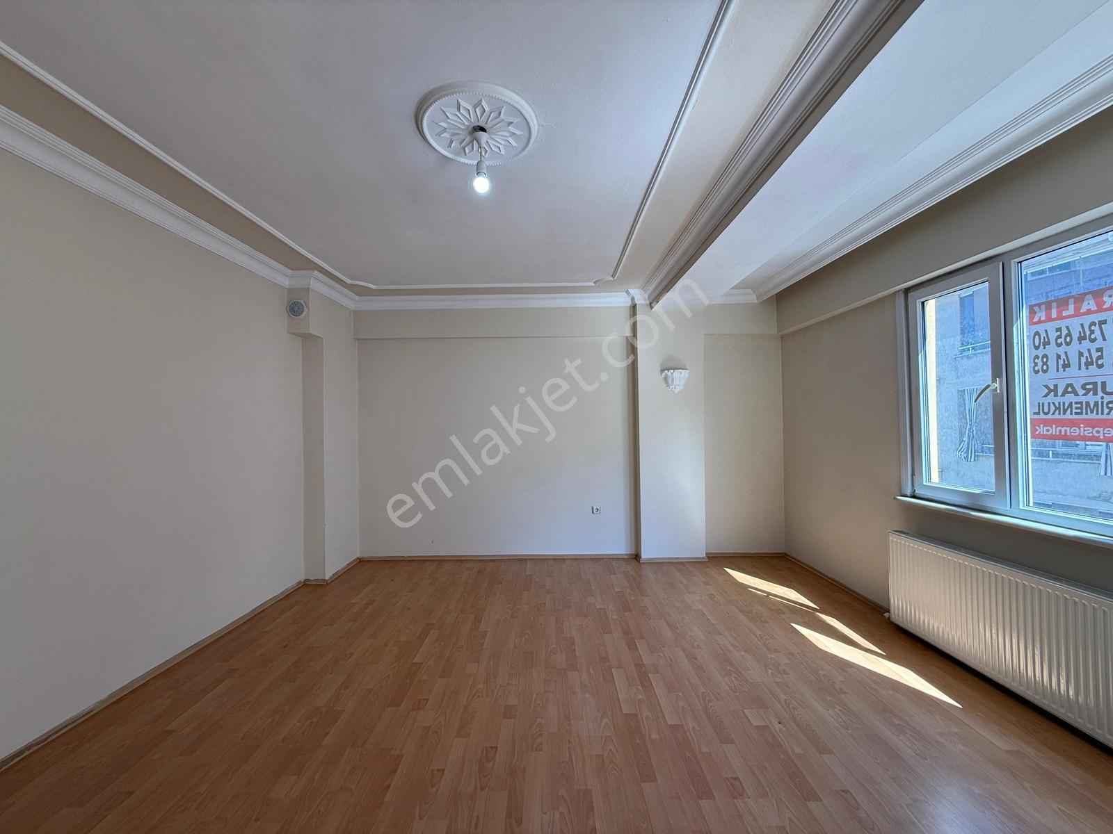 Kıraç İstiklal Mah'de 2+1 125 M² Çift Balkon Arakat Geniş Daire - Görsel 9