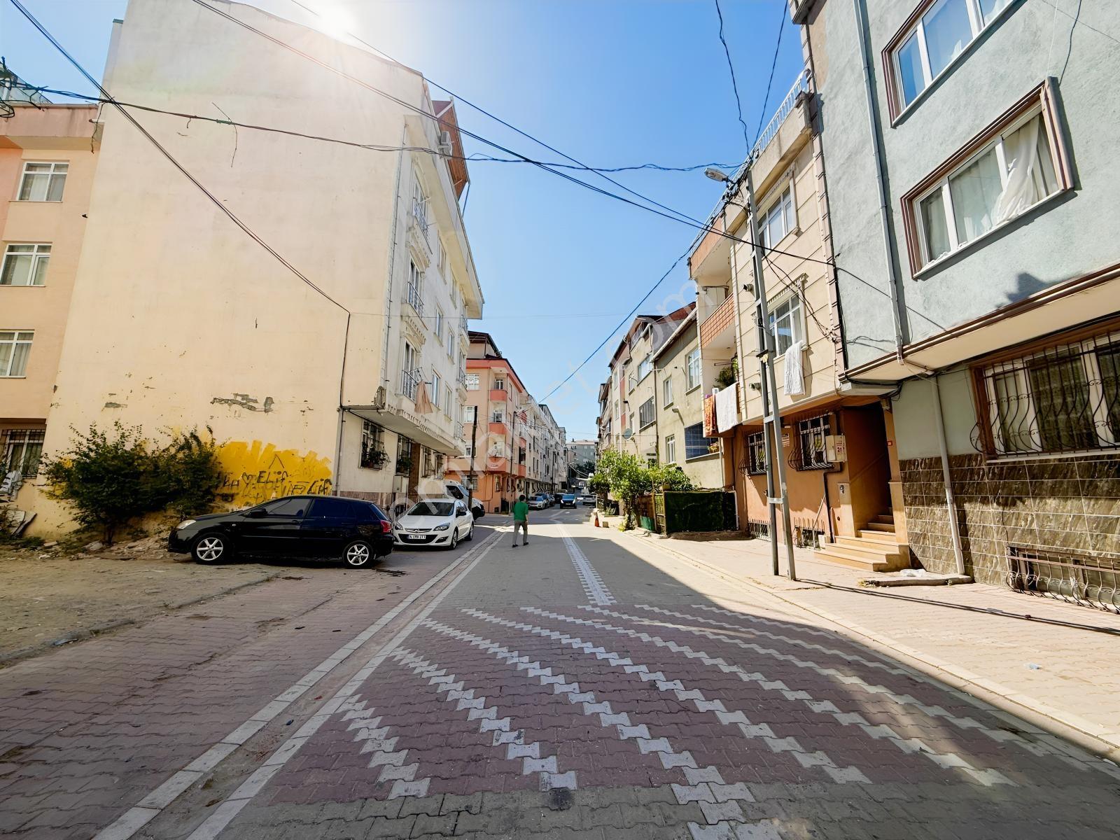 Kıraç İstiklal Mah'de 2+1 125 M² Çift Balkon Arakat Geniş Daire - Görsel 4