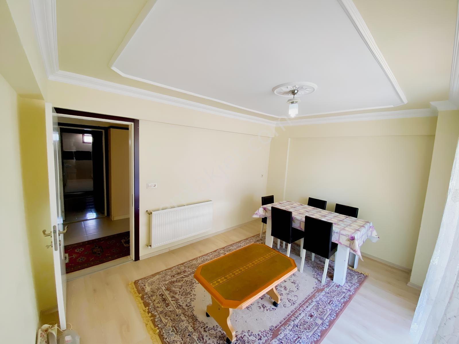 1090 M2 Arsa Üzerinde Satılık Müstakil Bahçeli 3 Katlı Ev - Görsel 20