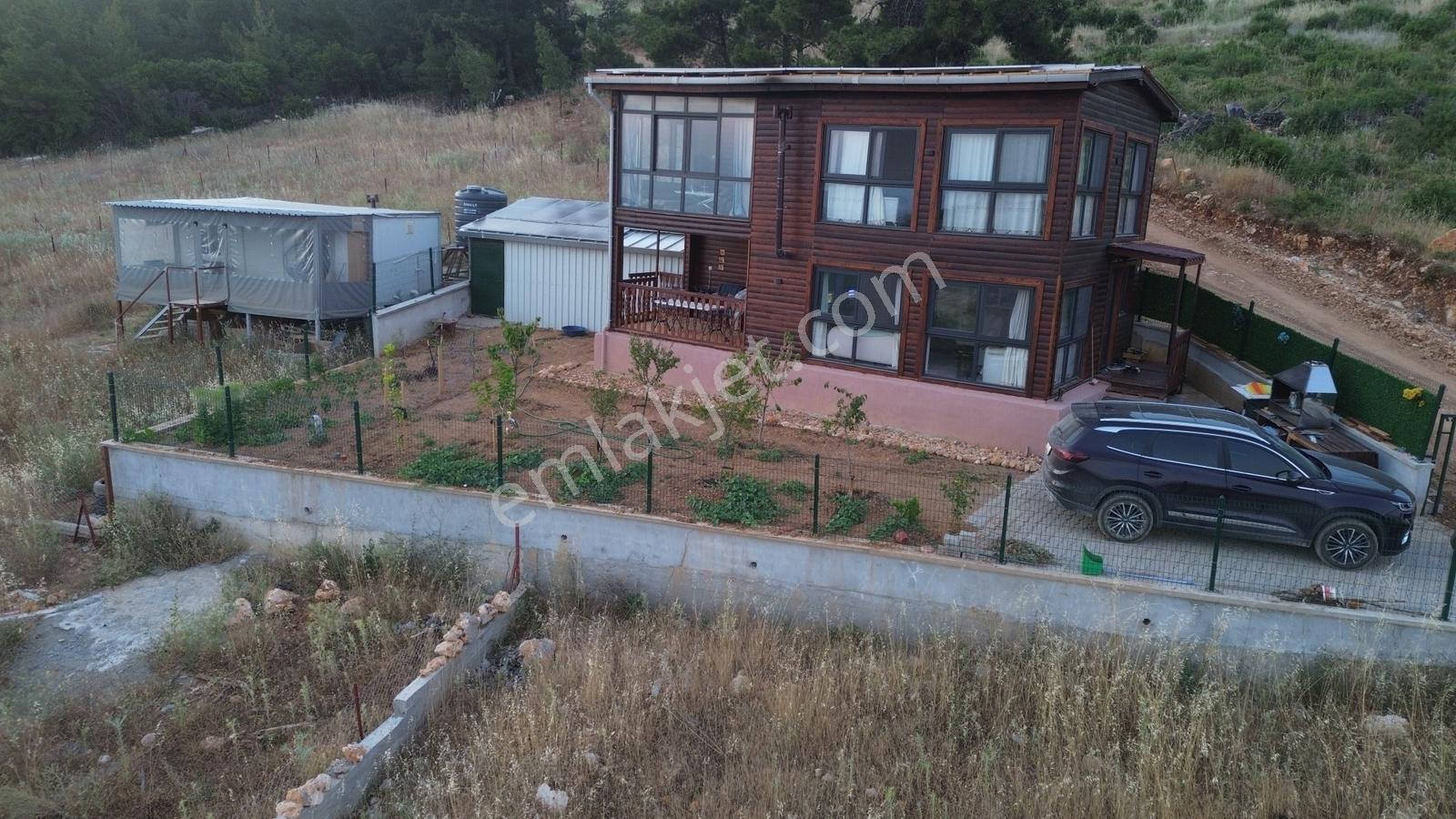 Kemalpaşa Damlacık Yaylaevleri'nde Satılık 185 M² Hisseli Parsel